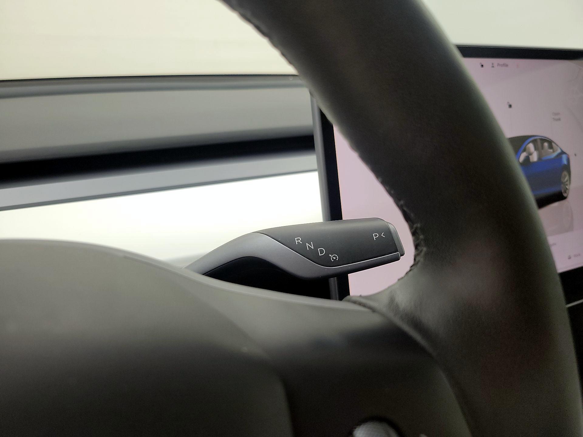 Thumbnail: 2023 Tesla Model 3 - 15