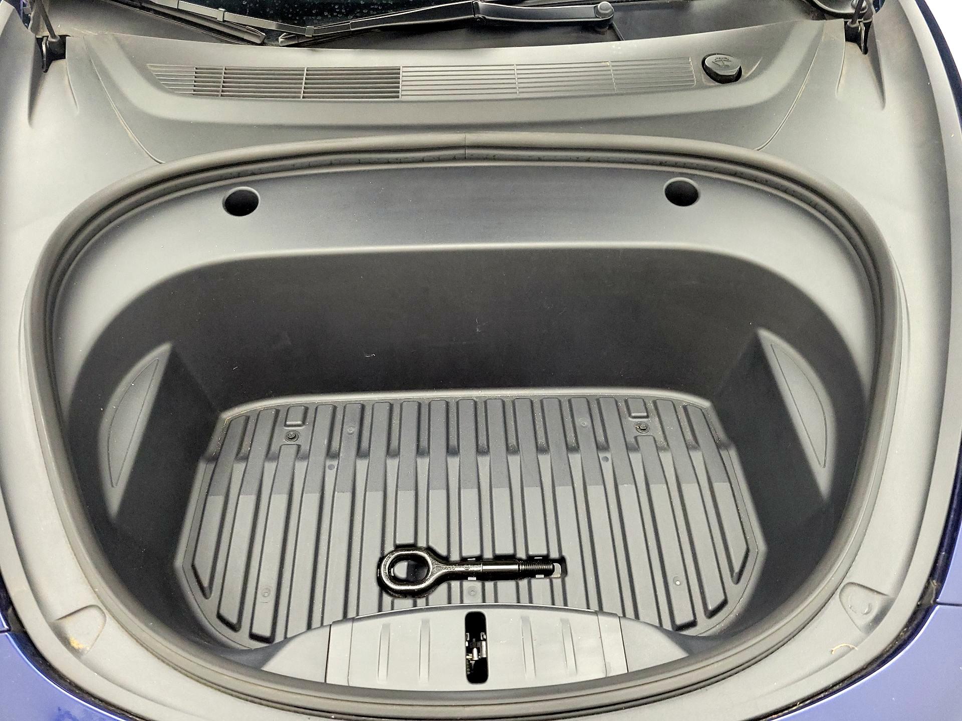 Thumbnail: 2023 Tesla Model 3 - 18