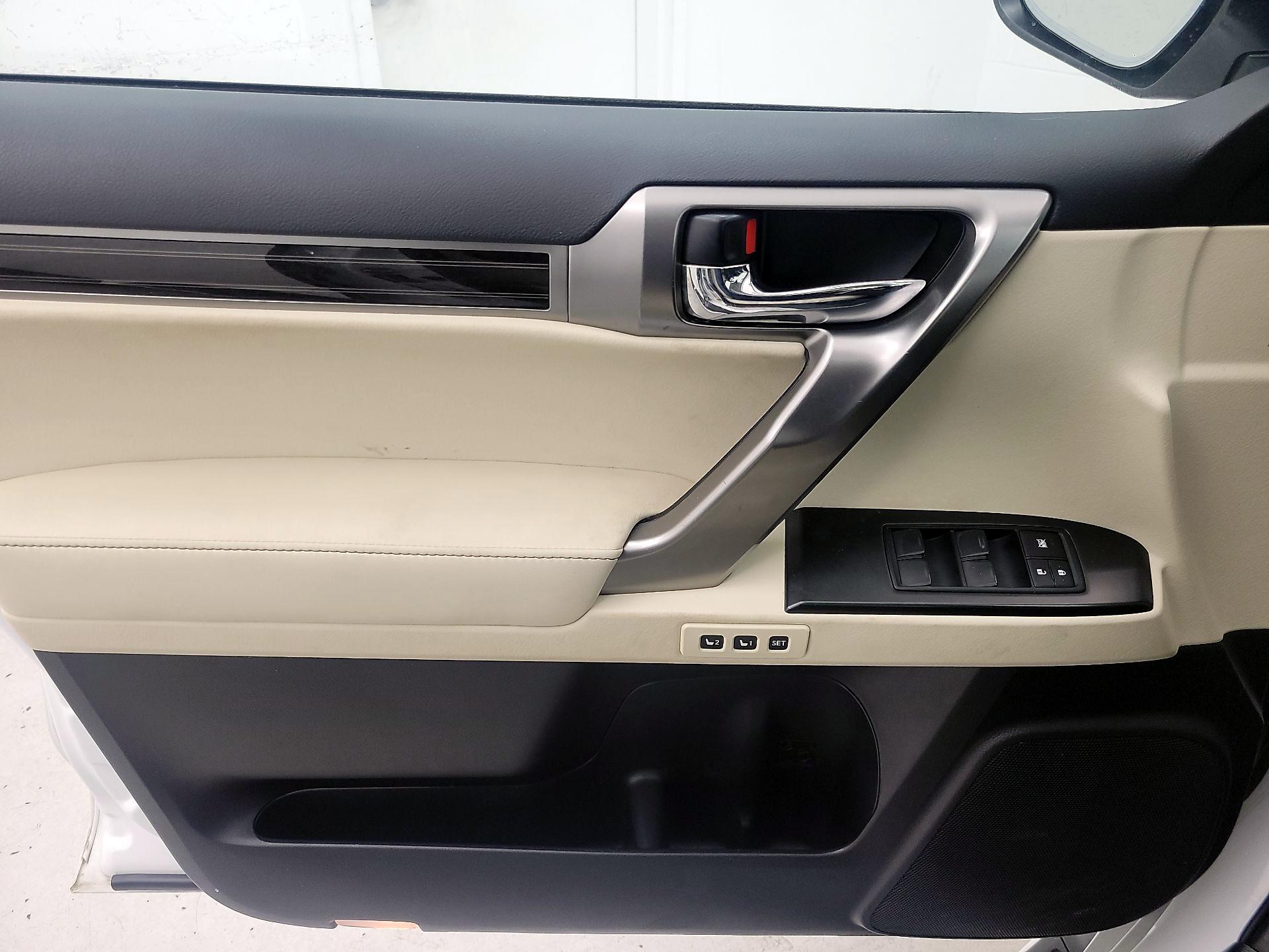 Thumbnail: 2022 Lexus GX - 12