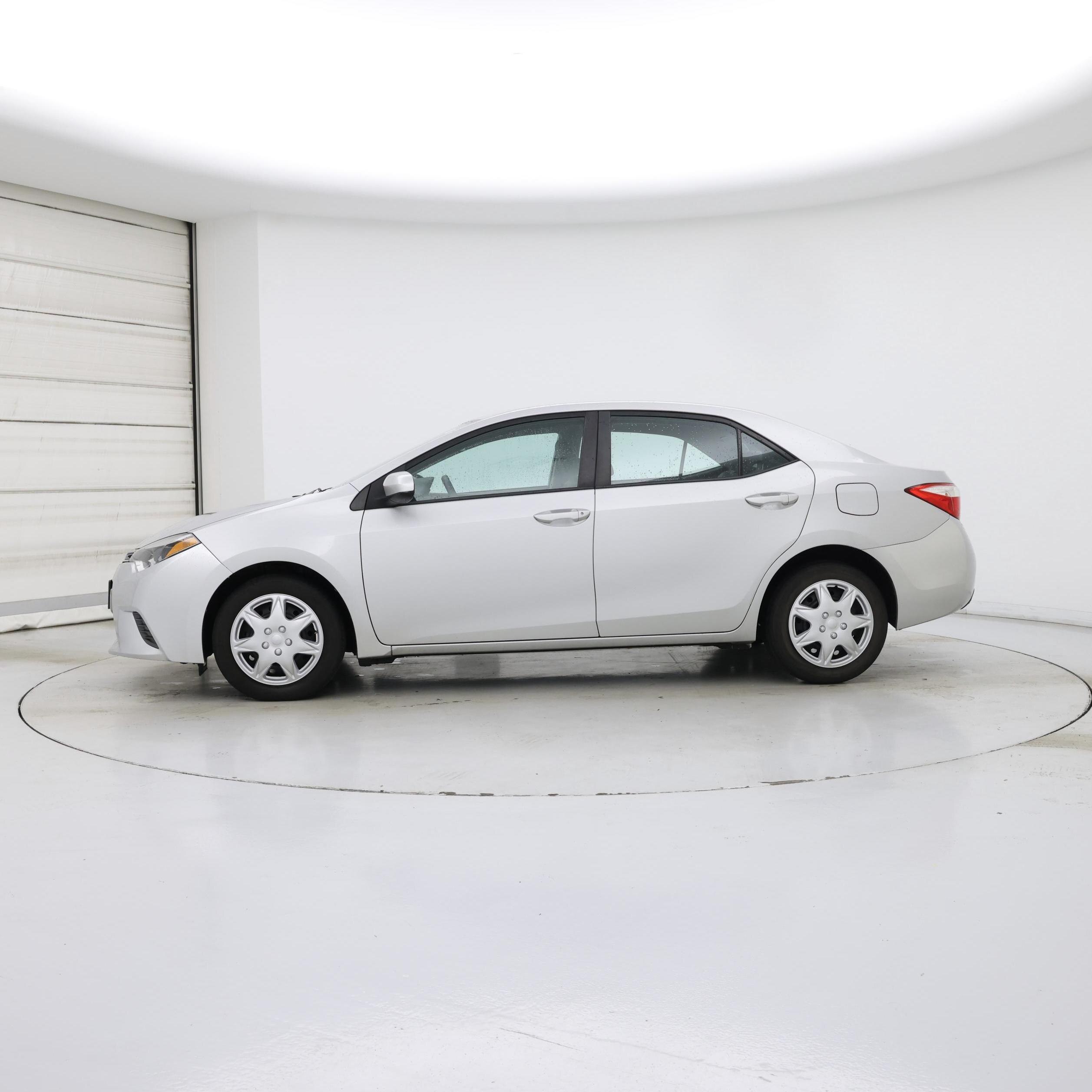 Thumbnail: 2015 Toyota Corolla - 3