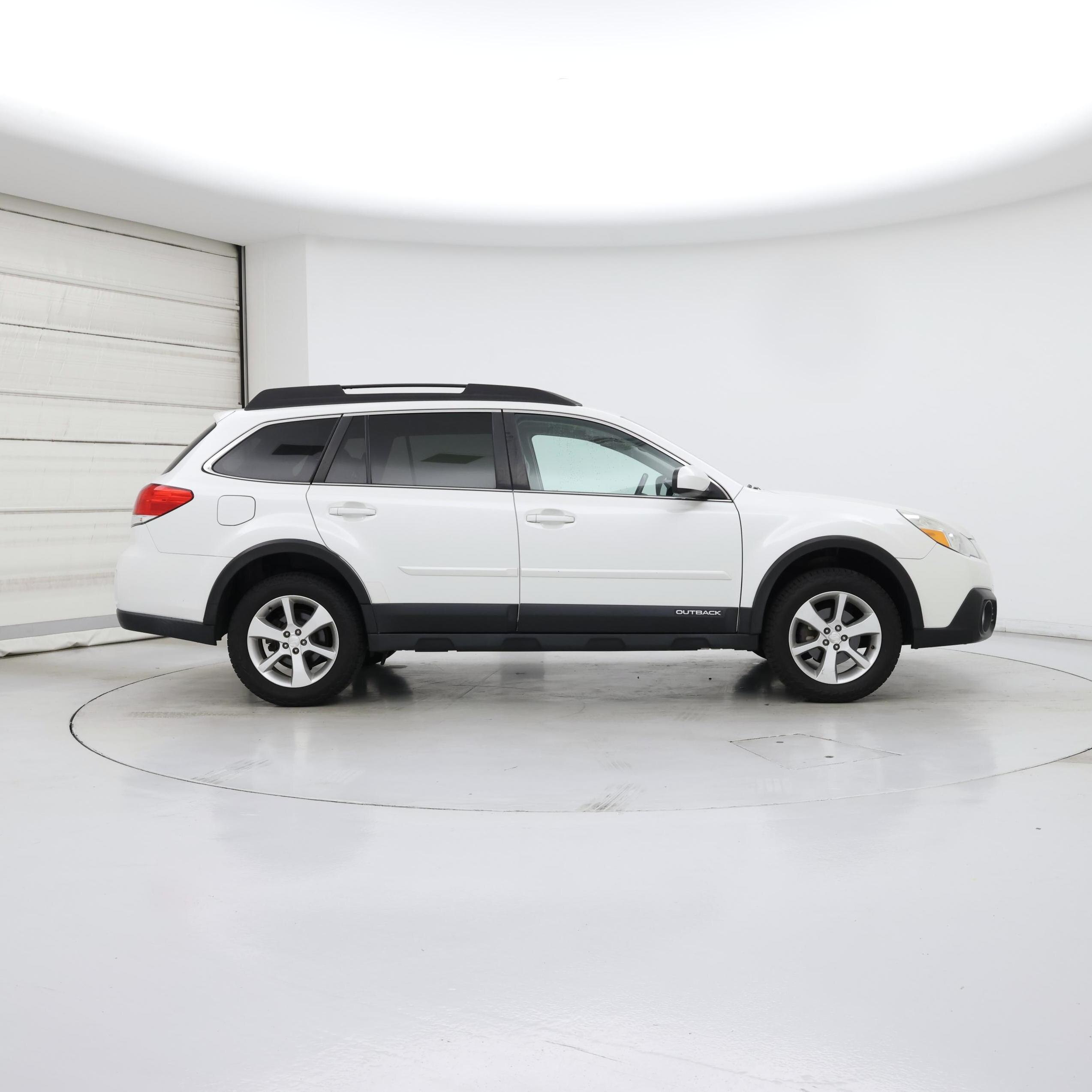 Thumbnail: 2014 Subaru Outback - 7