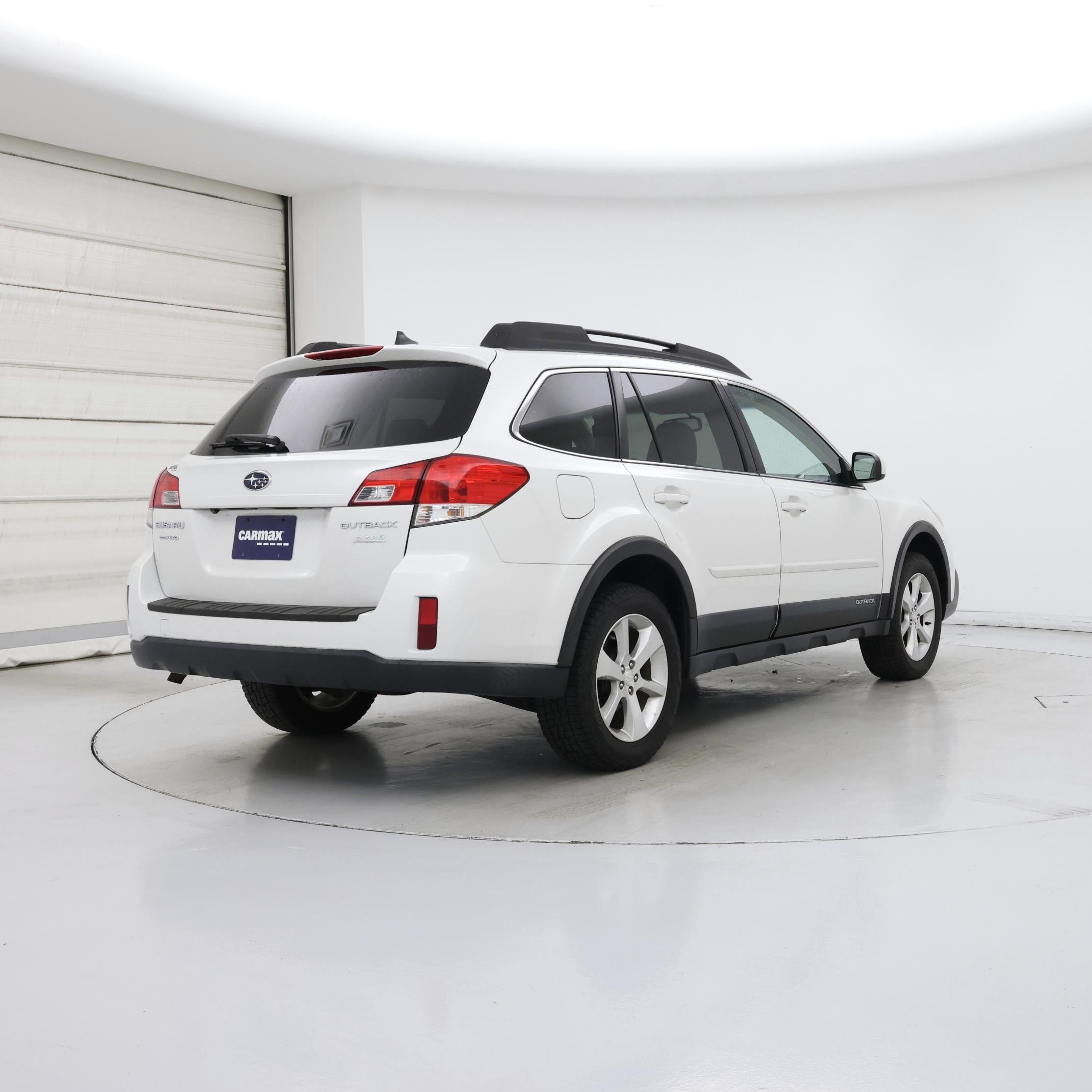 Thumbnail: 2014 Subaru Outback - 8