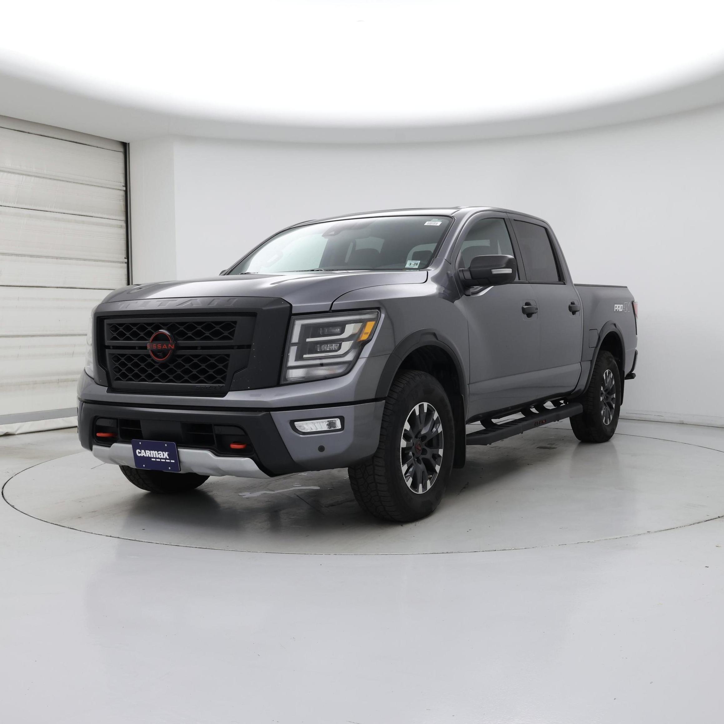 Thumbnail: 2023 Nissan Titan - 4