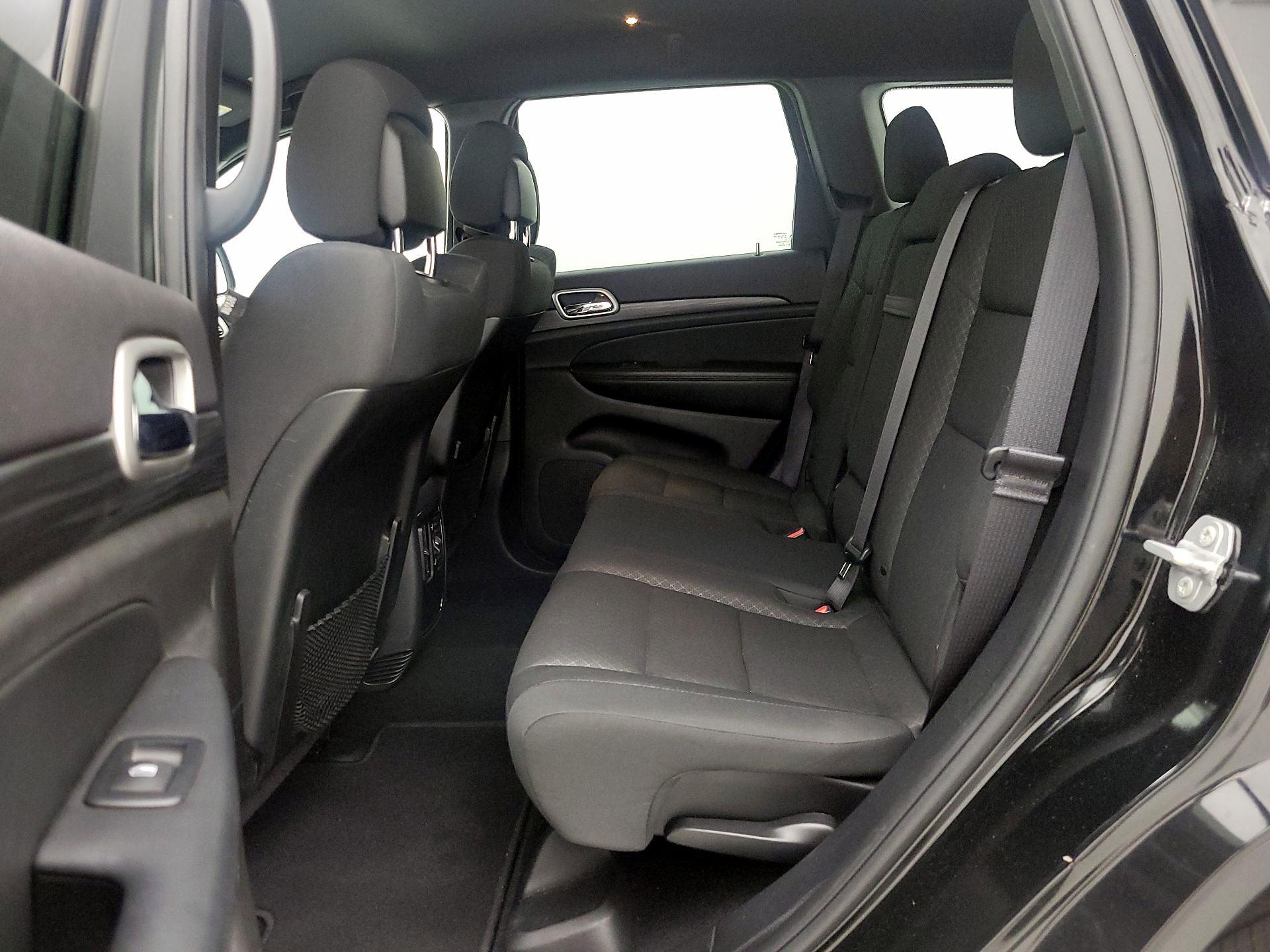 Thumbnail: 2019 Jeep Grand Cherokee - 19
