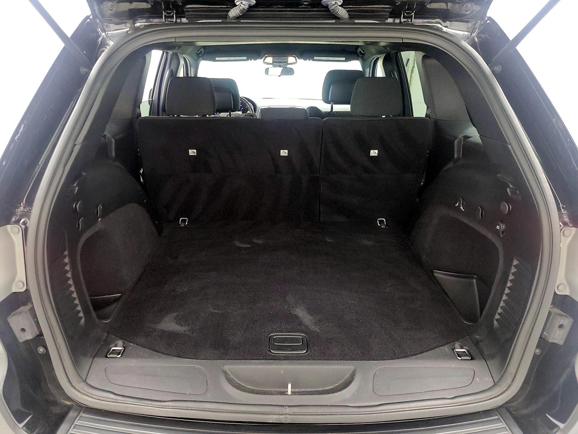 Thumbnail: 2019 Jeep Grand Cherokee - 20