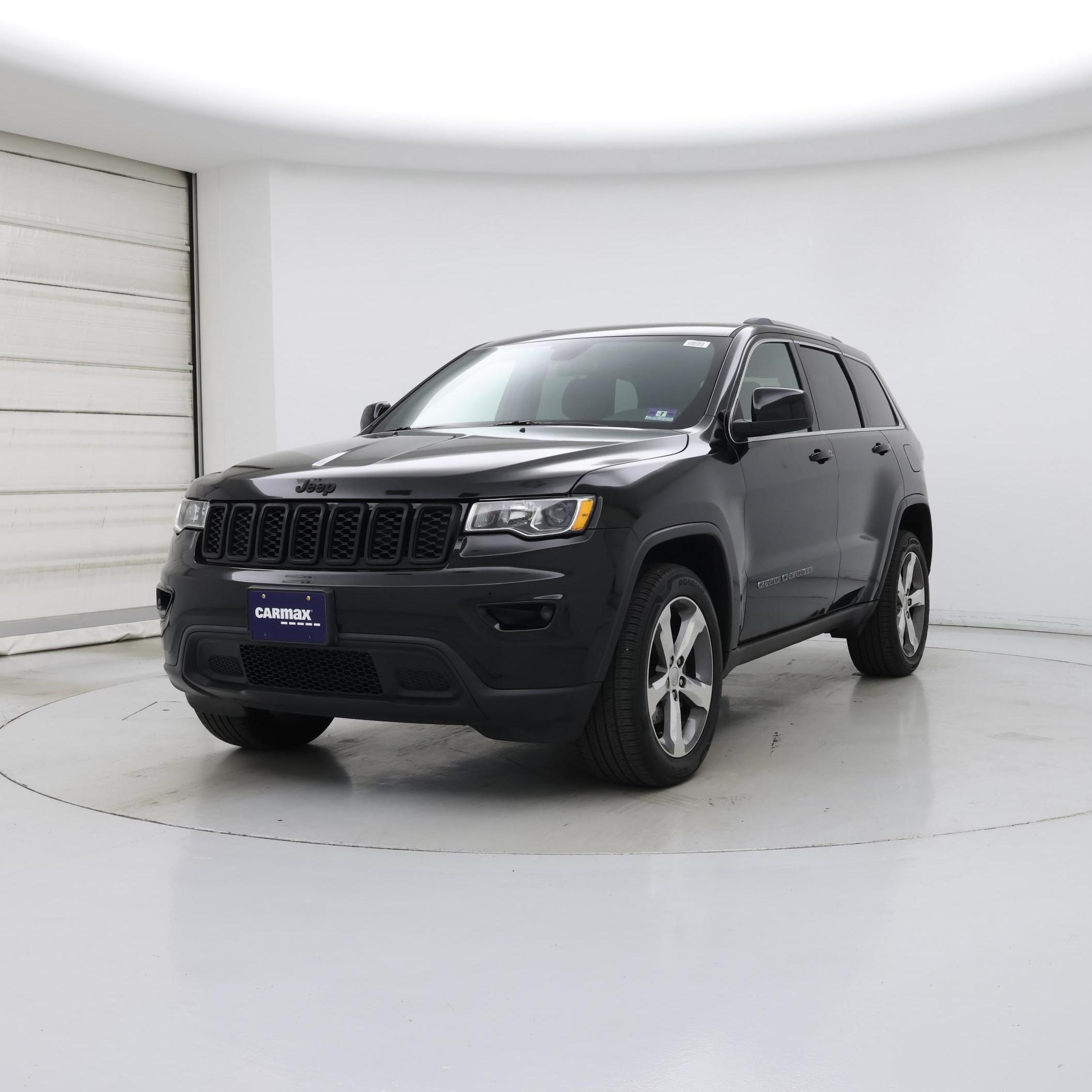 Thumbnail: 2019 Jeep Grand Cherokee - 4