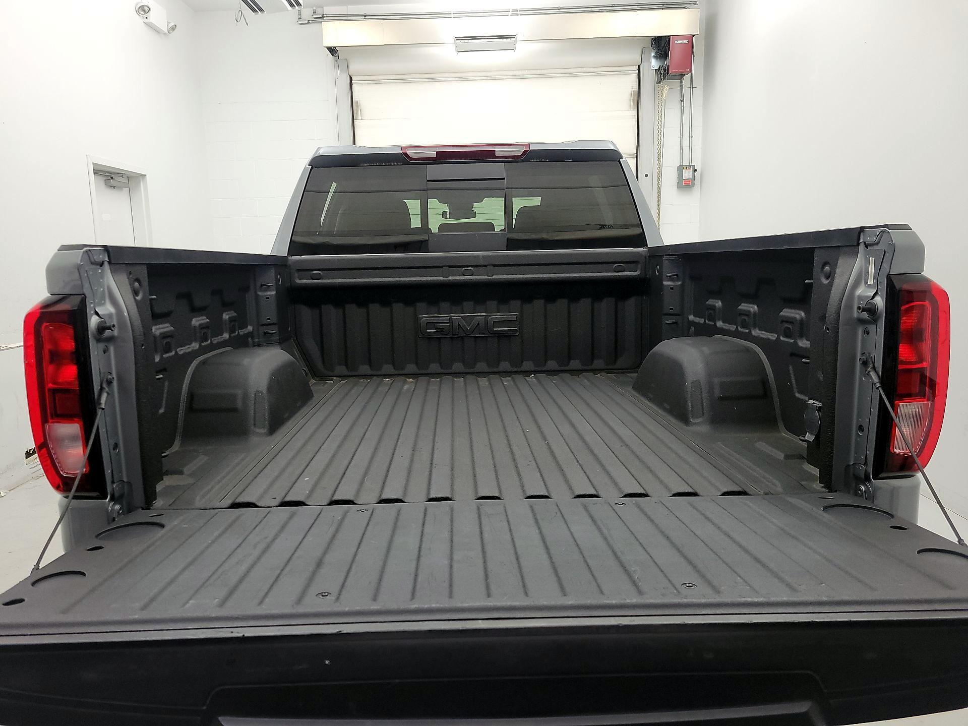 Thumbnail: 2024 GMC Sierra 1500 - 19