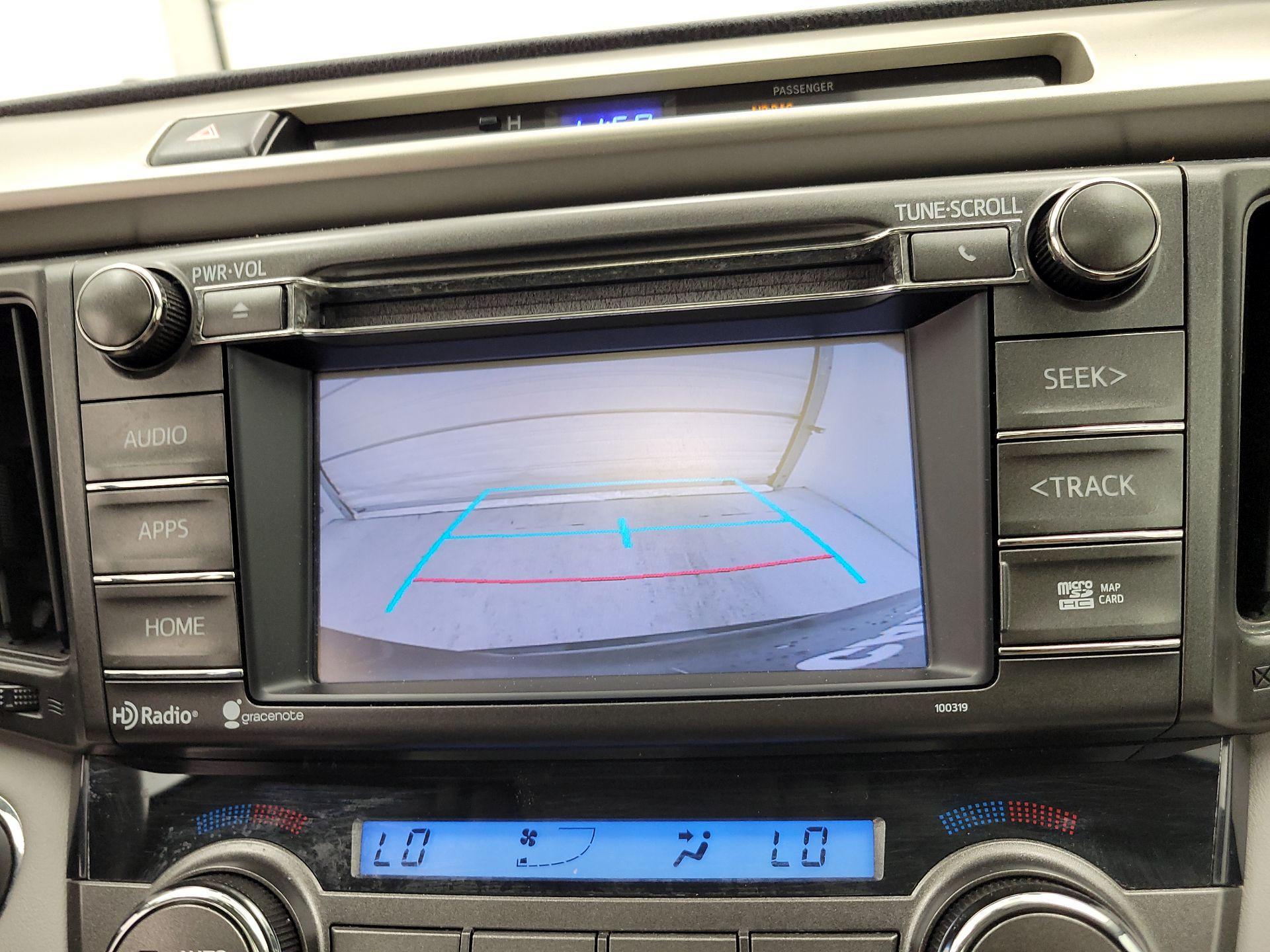 Thumbnail: 2015 Toyota RAV4 - 14