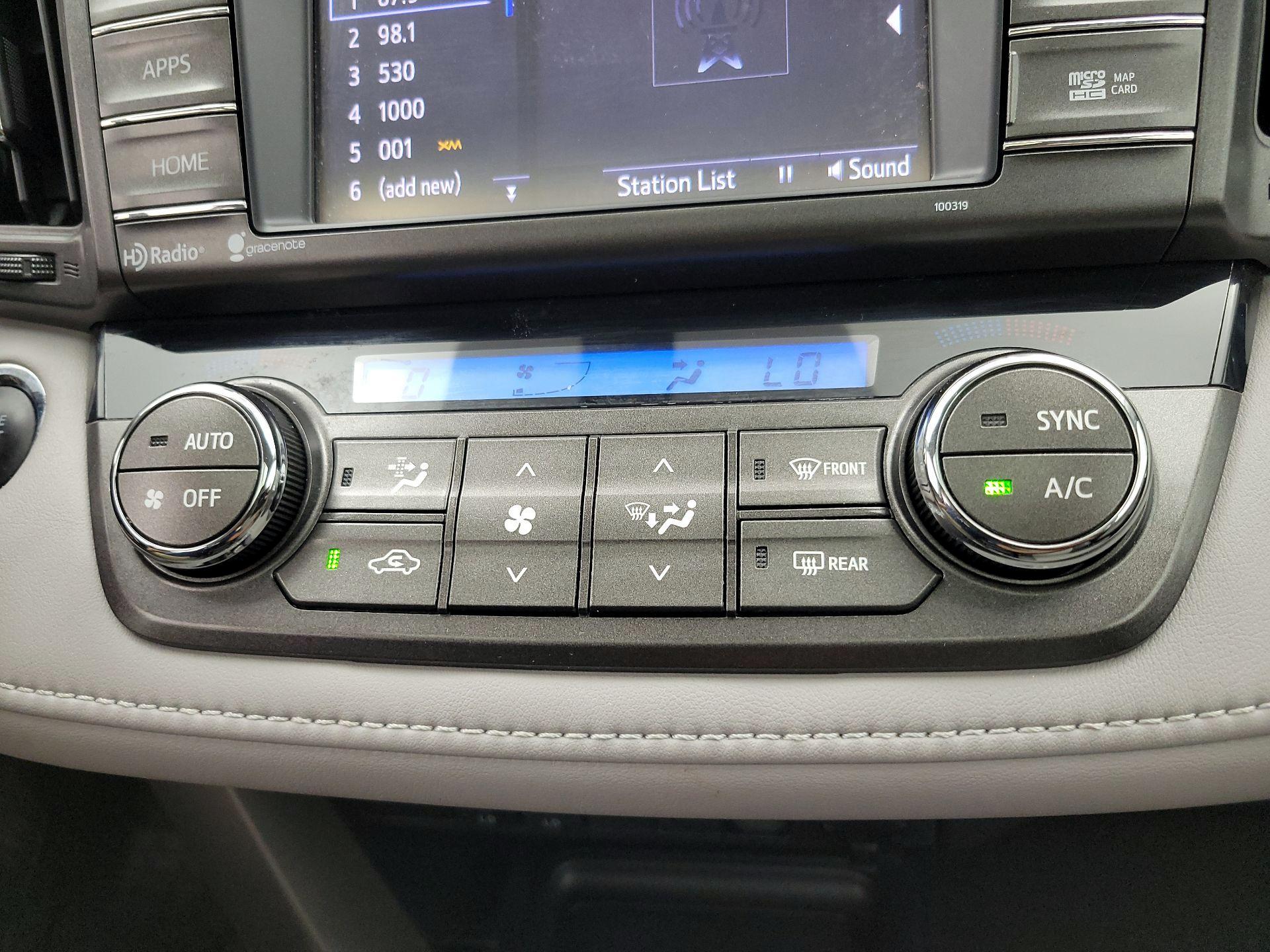 Thumbnail: 2015 Toyota RAV4 - 16