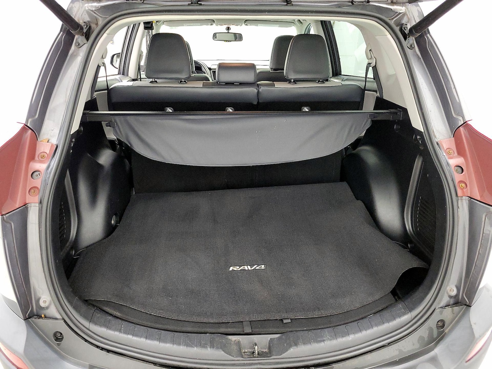 2015 Toyota RAV4 Limited - Photo 22