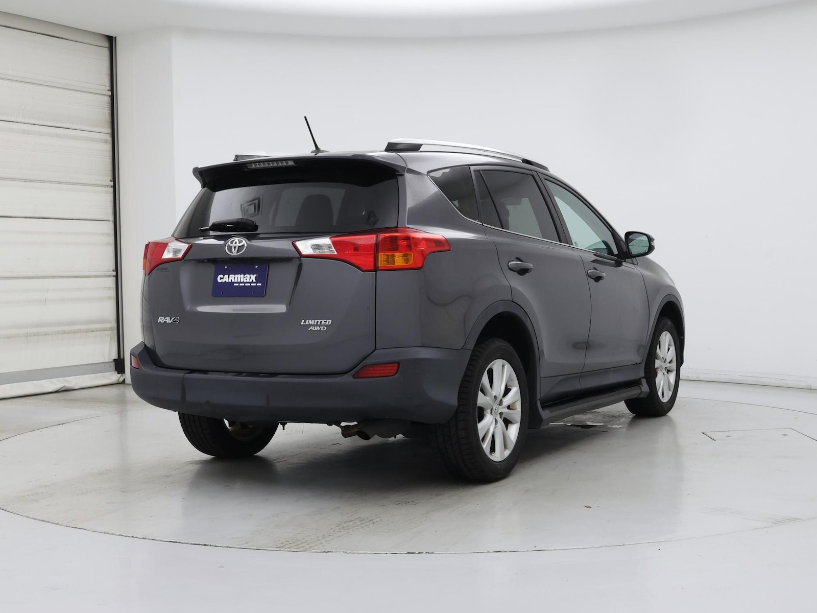 2015 Toyota RAV4 Limited - Photo 9