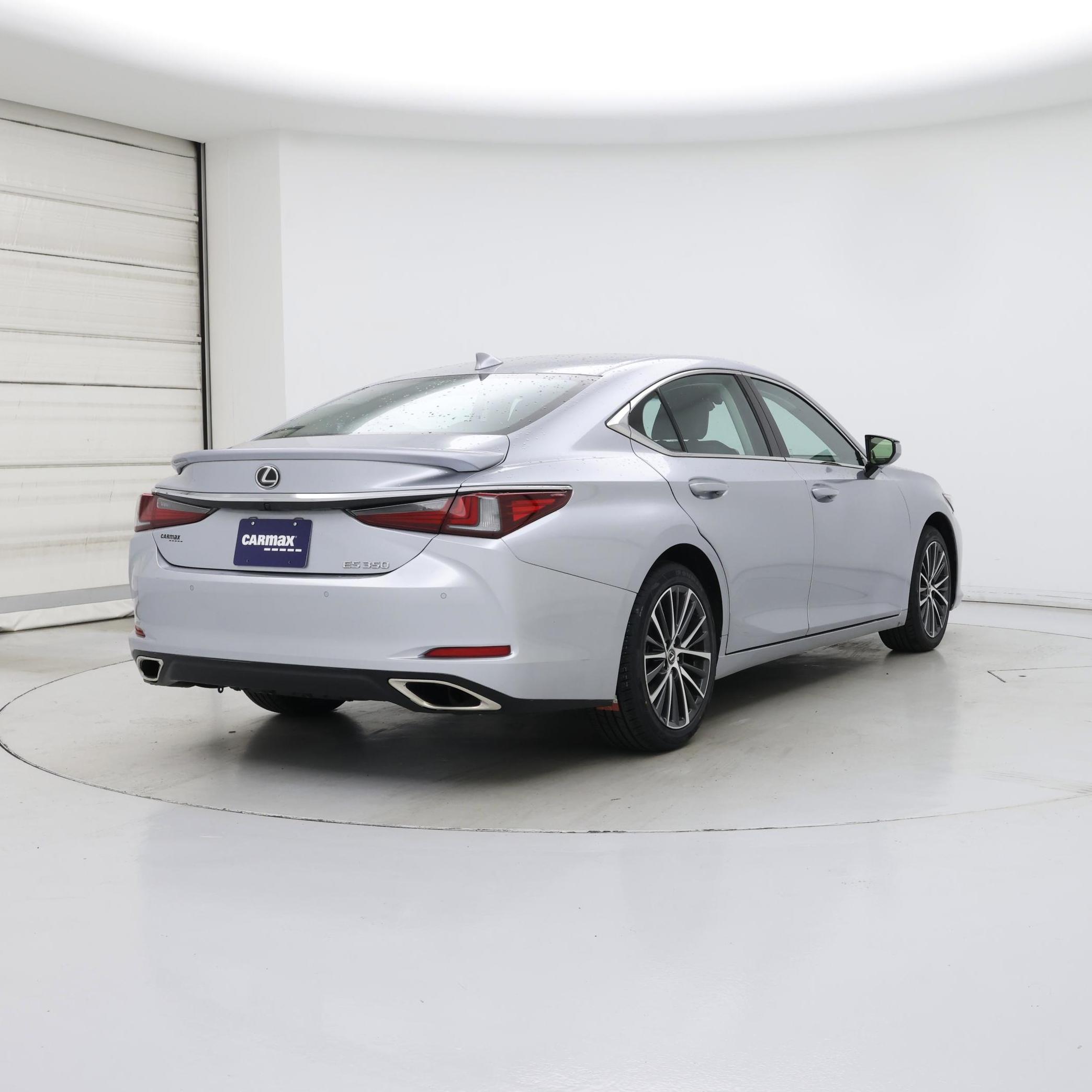 Thumbnail: 2023 Lexus ES - 8