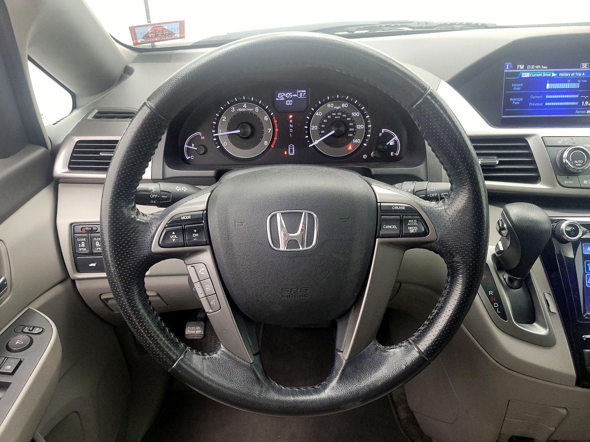 Thumbnail: 2015 Honda Odyssey - 10