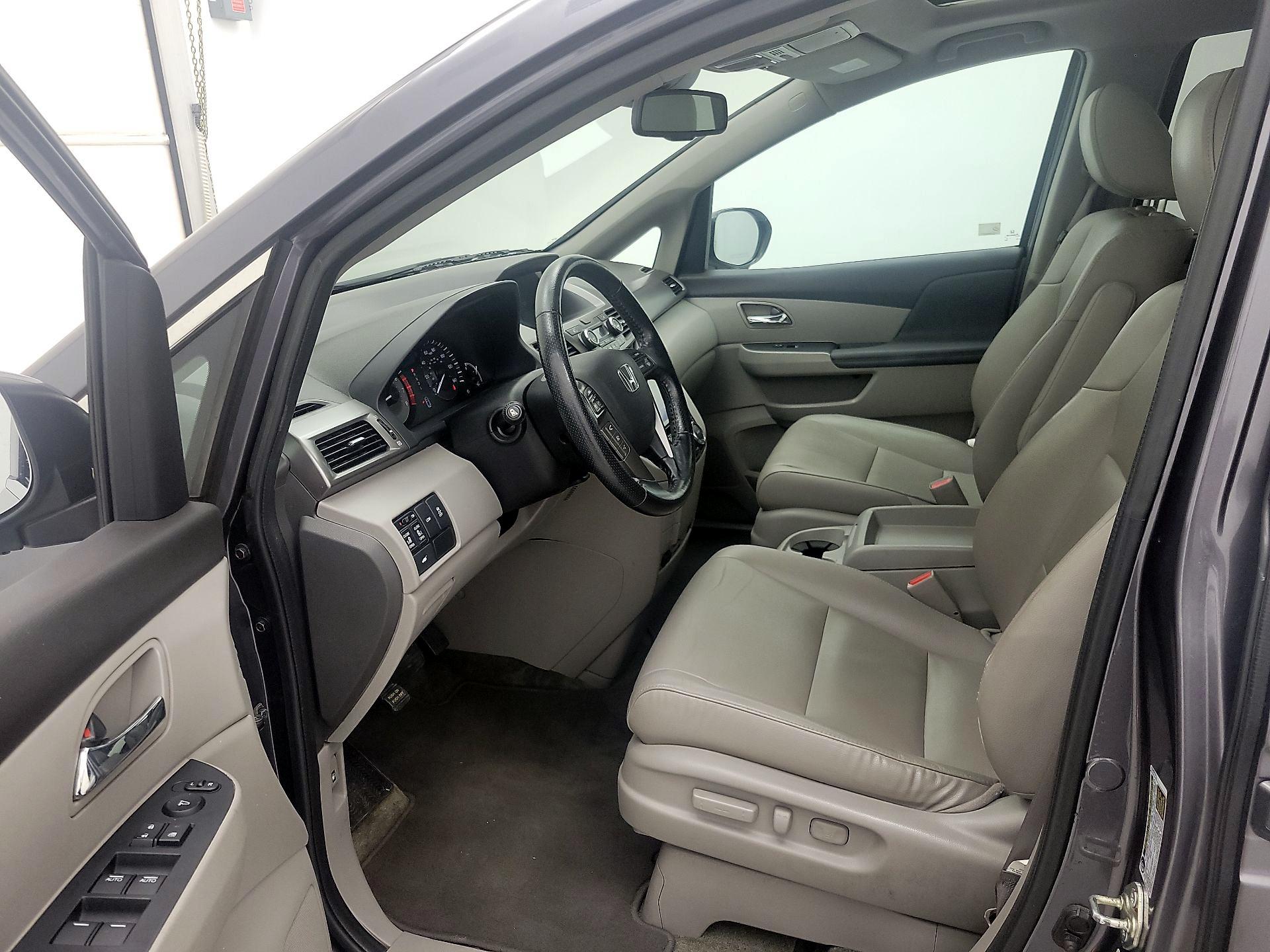 Thumbnail: 2015 Honda Odyssey - 11