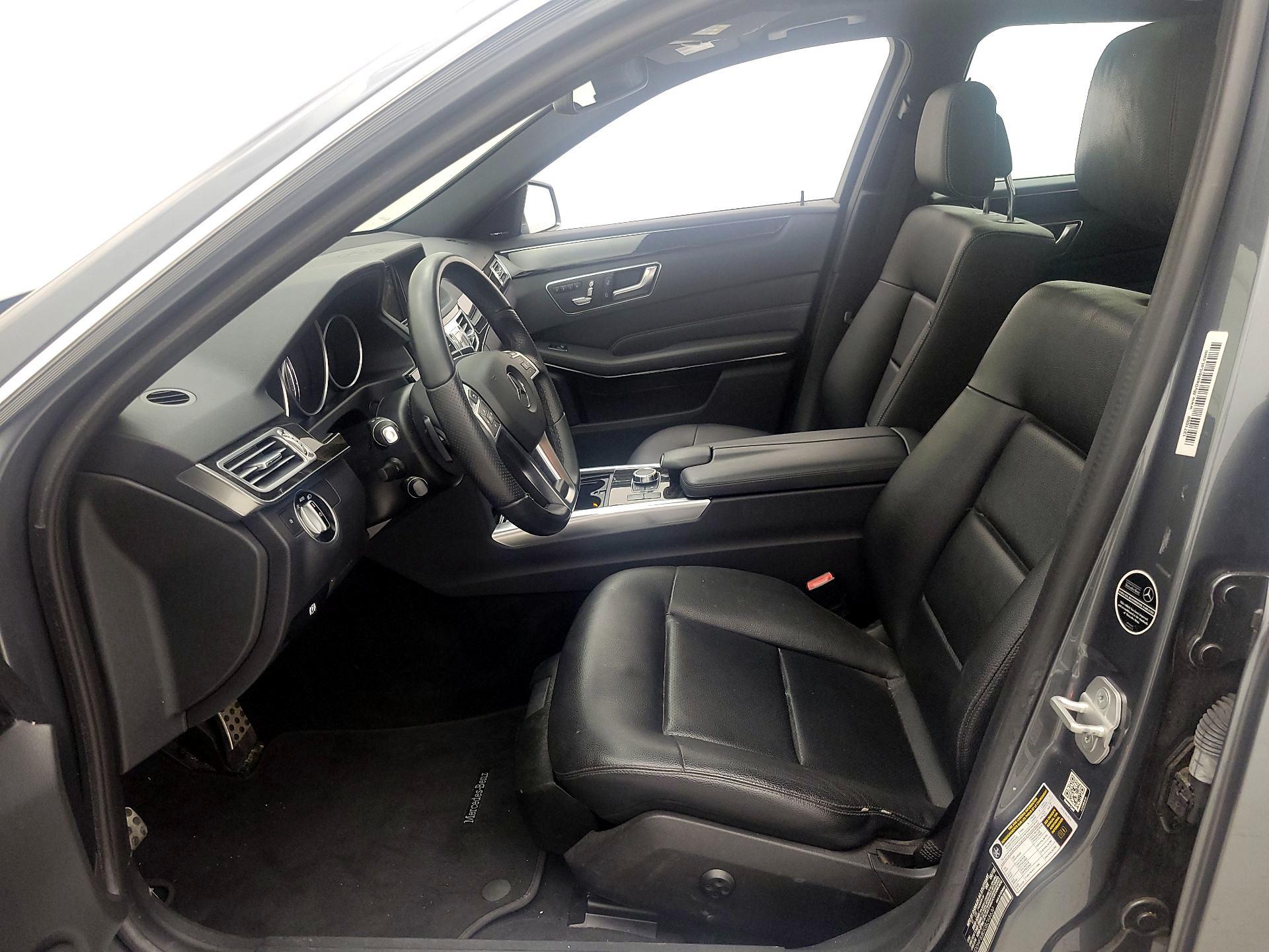 Thumbnail: 2016 Mercedes-Benz E-Class - 11
