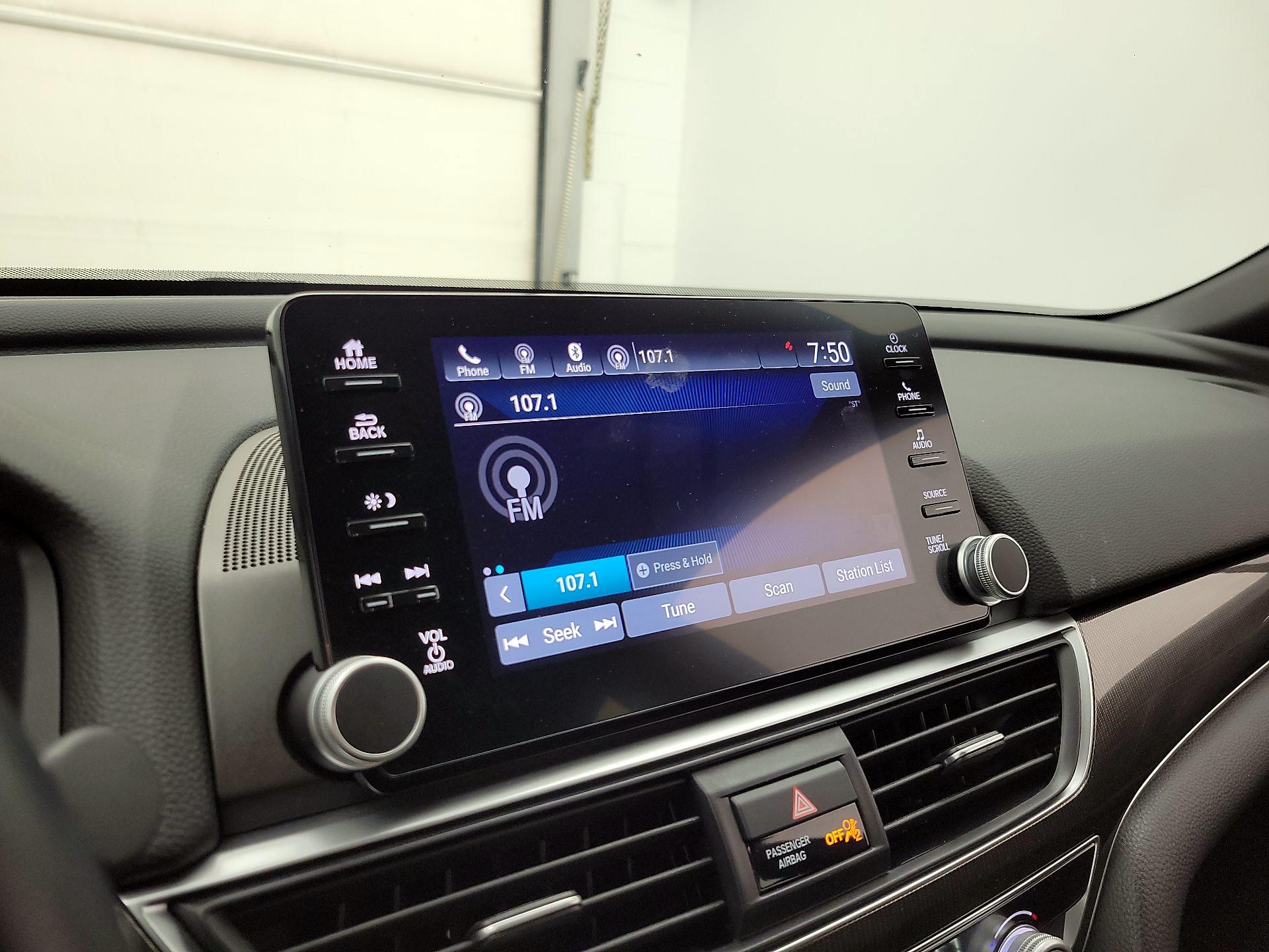 Thumbnail: 2019 Honda Accord - 16
