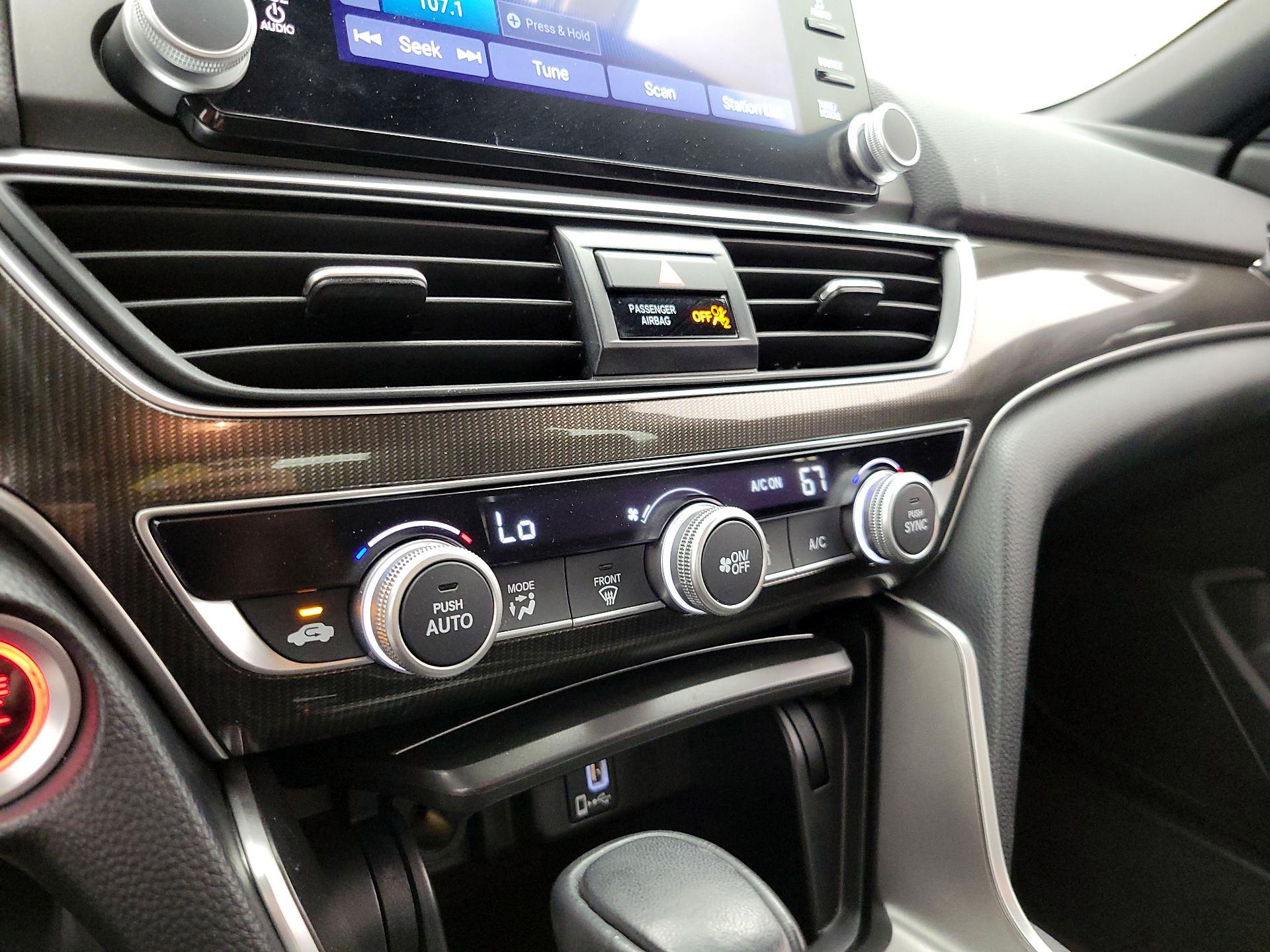 Thumbnail: 2019 Honda Accord - 17