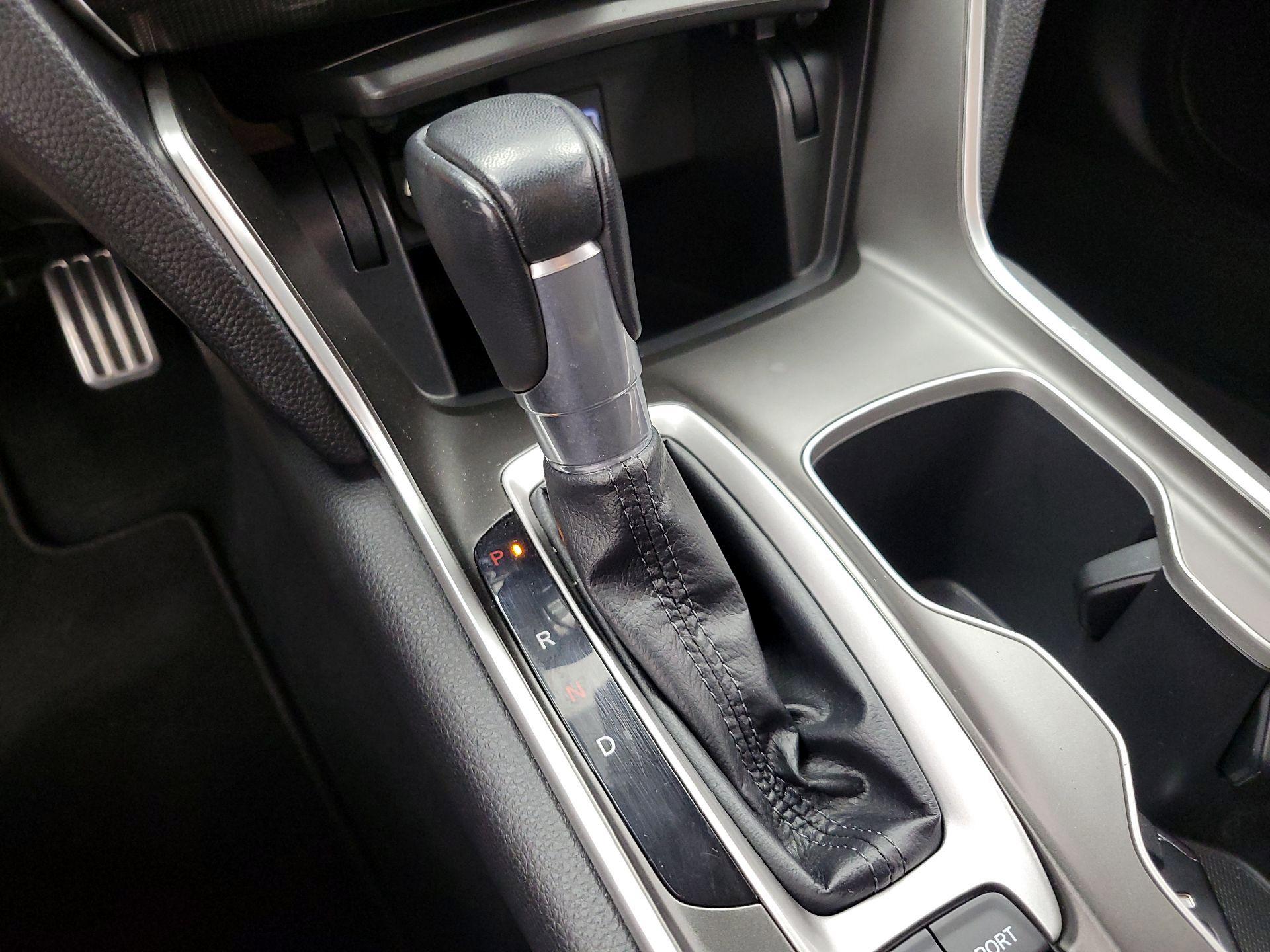 Thumbnail: 2019 Honda Accord - 18
