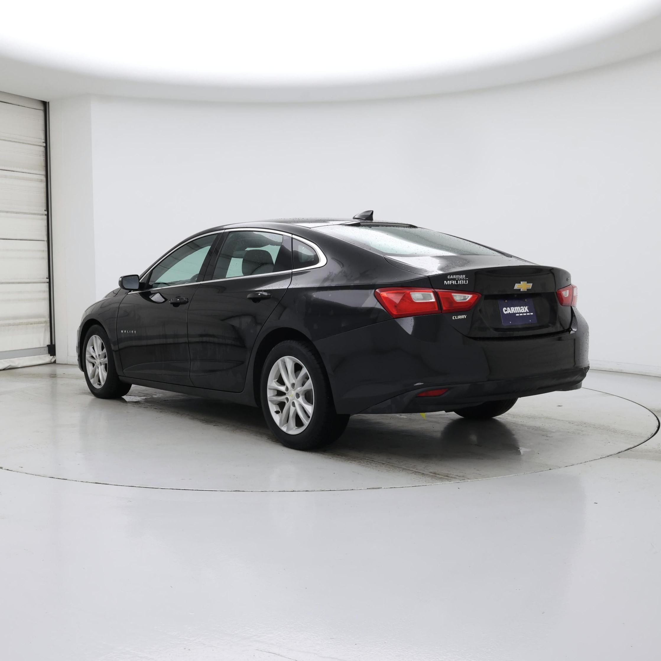 Thumbnail: 2018 Chevrolet Malibu - 2