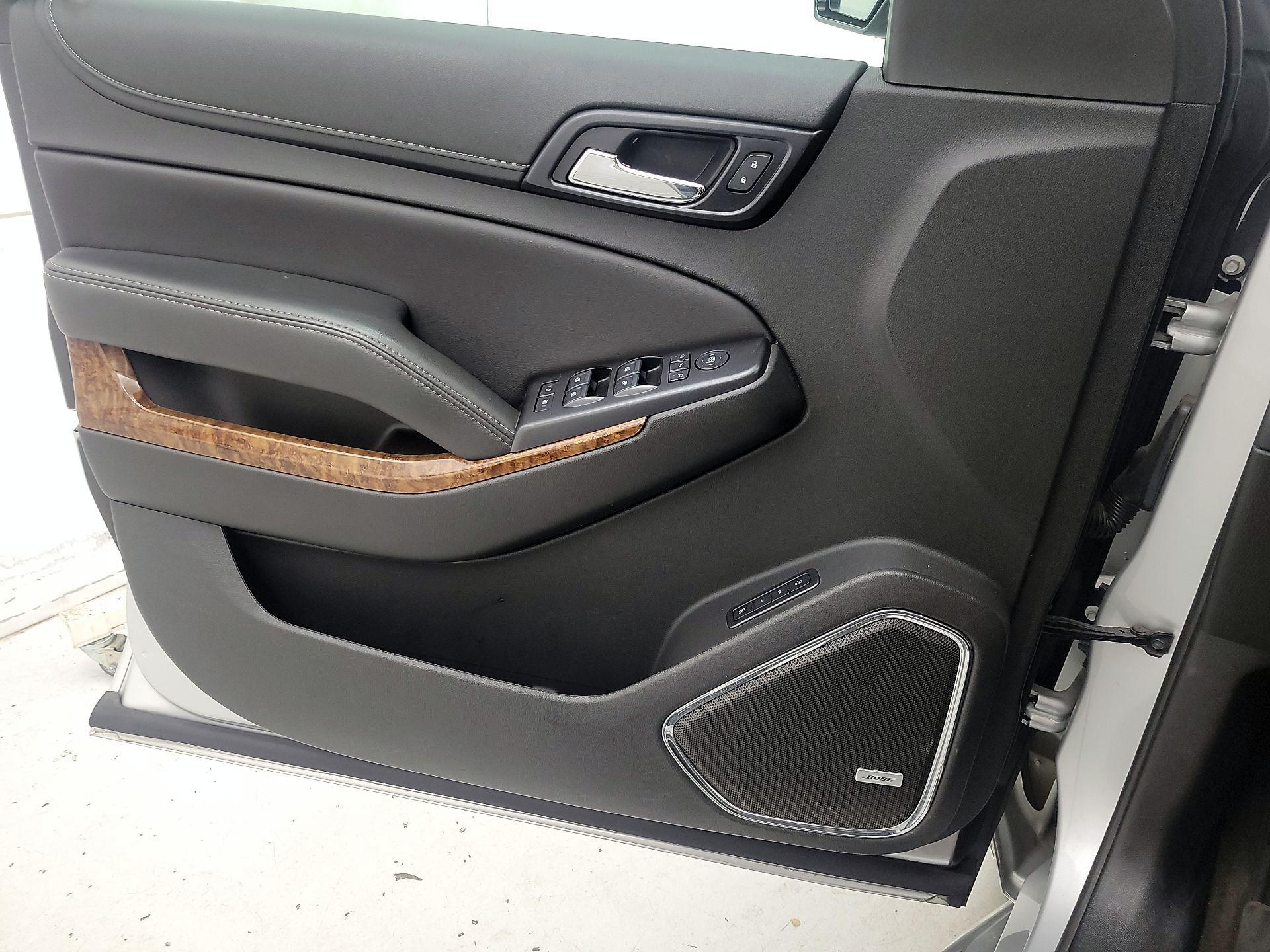 Thumbnail: 2018 Chevrolet Tahoe - 12