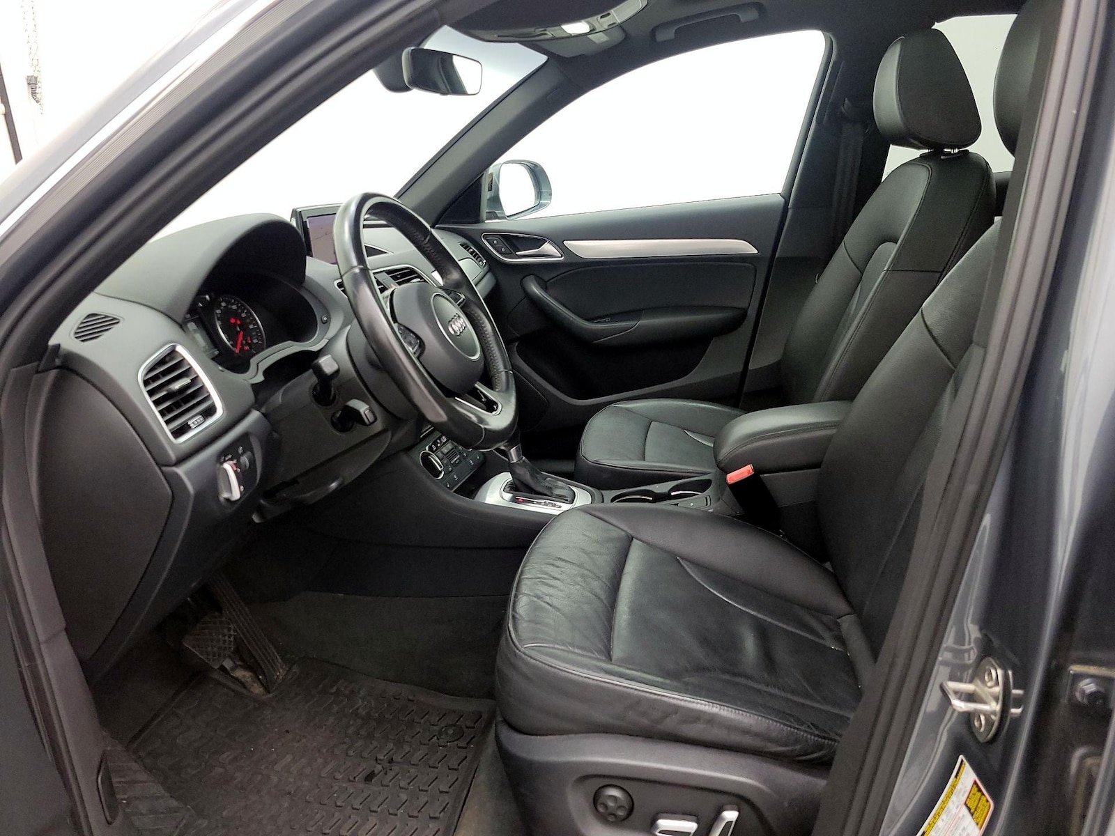 2016 Audi Q3 Premium Plus - Photo 12
