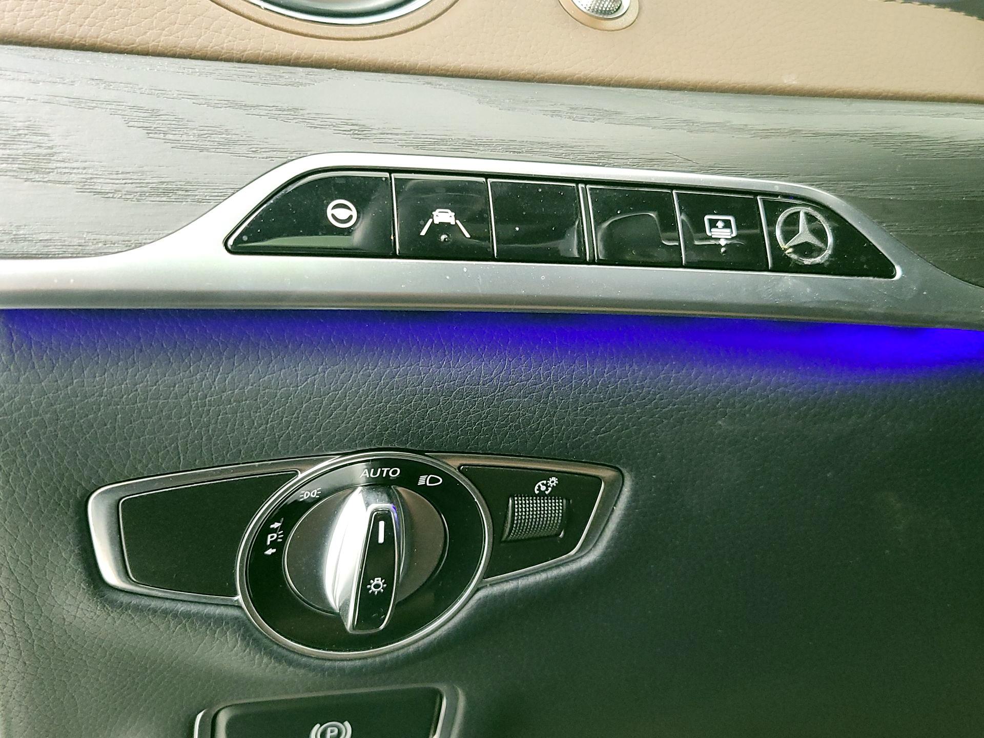 Thumbnail: 2018 Mercedes-Benz S-Class - 13