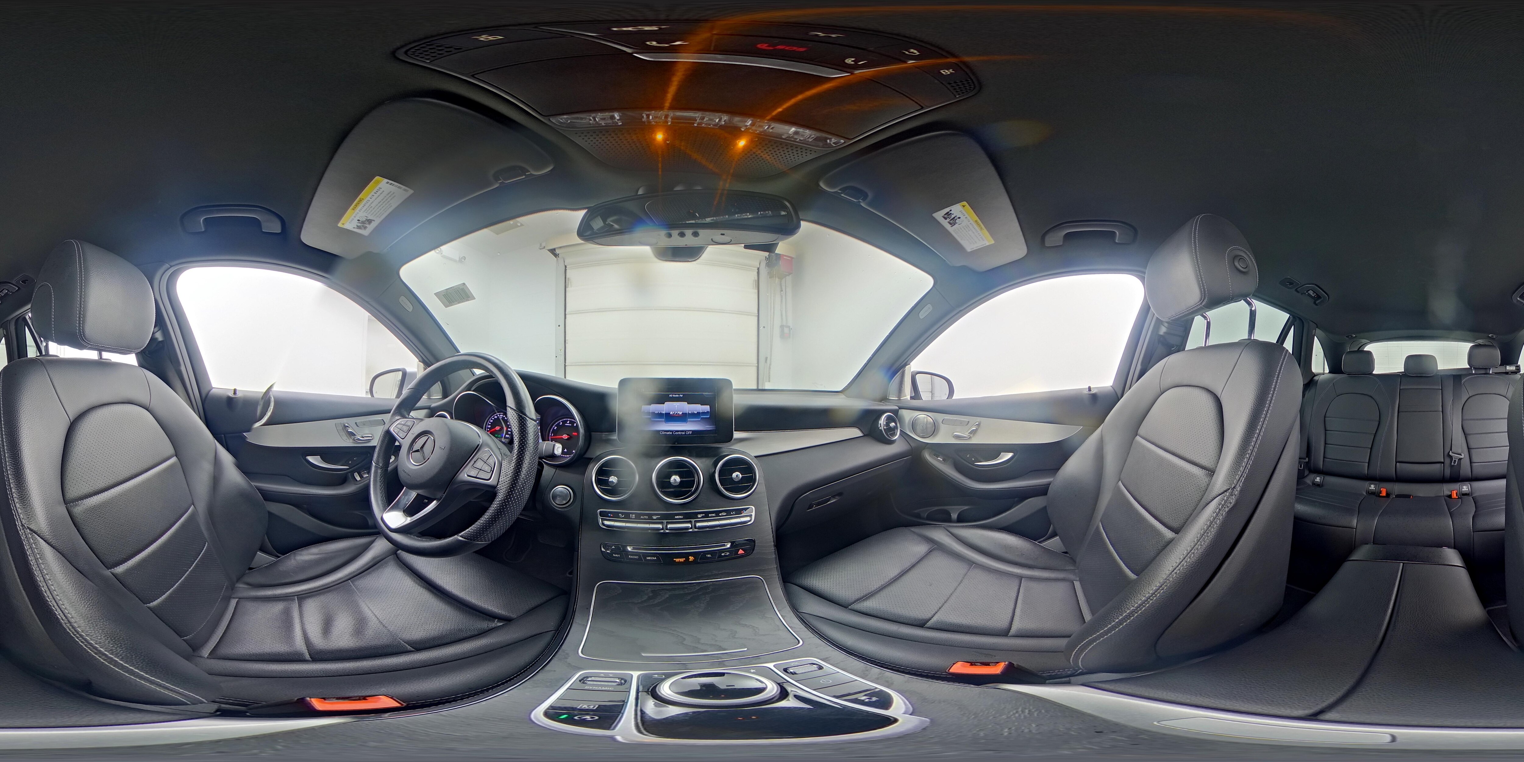 2019 Mercedes-Benz GLC GLC300 - Photo 22