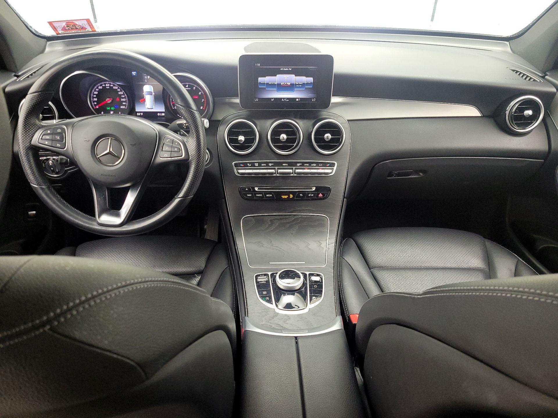 Thumbnail: 2019 Mercedes-Benz GLC - 9