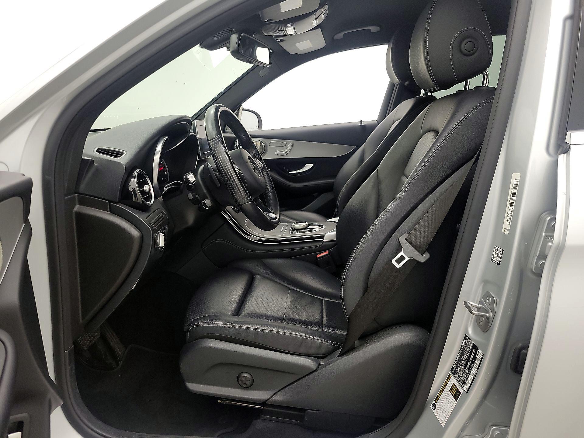 Thumbnail: 2019 Mercedes-Benz GLC - 11