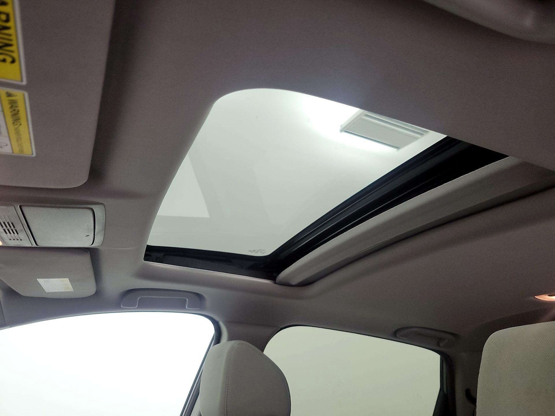 Thumbnail: 2017 Honda CR-V - 19