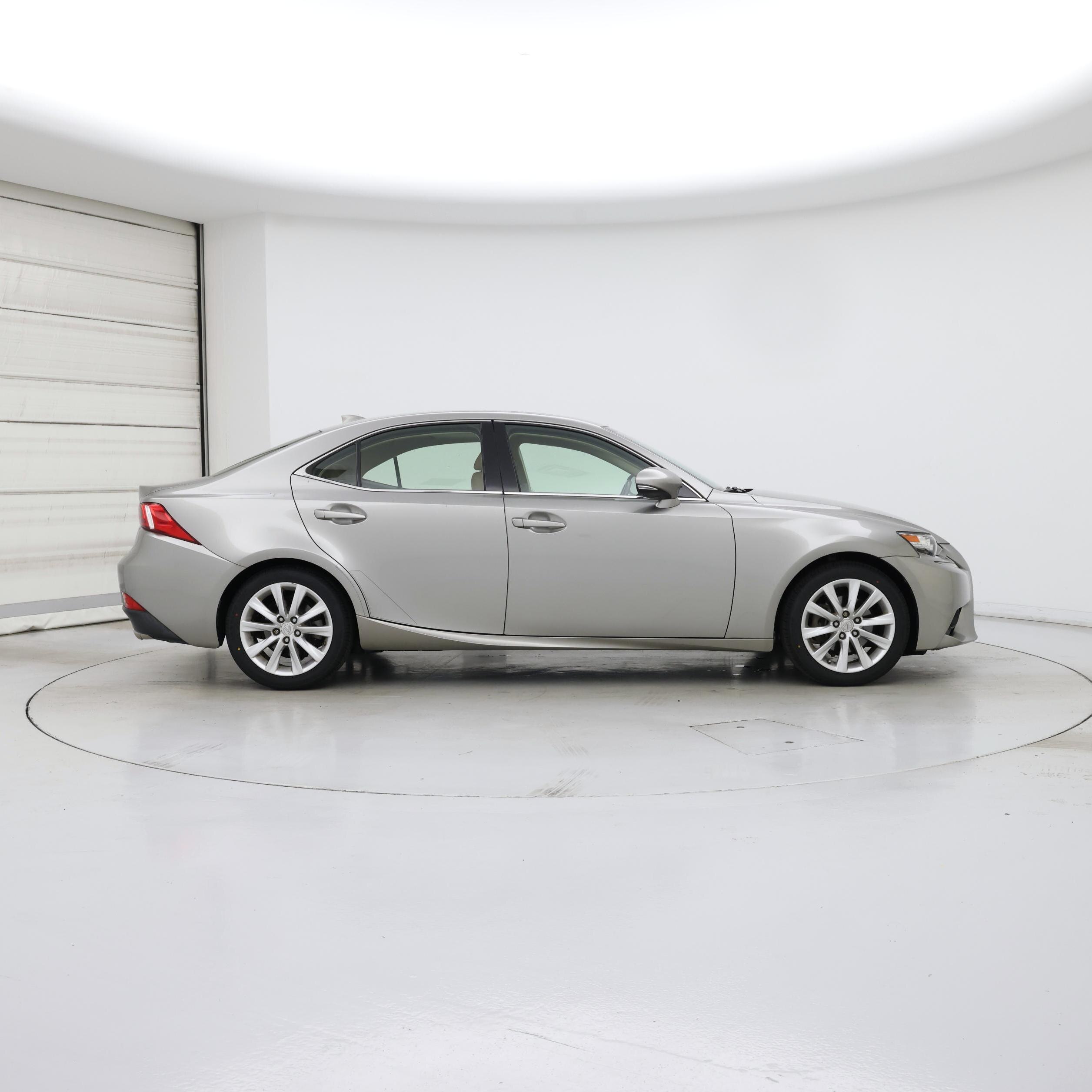 Thumbnail: 2015 Lexus IS - 7