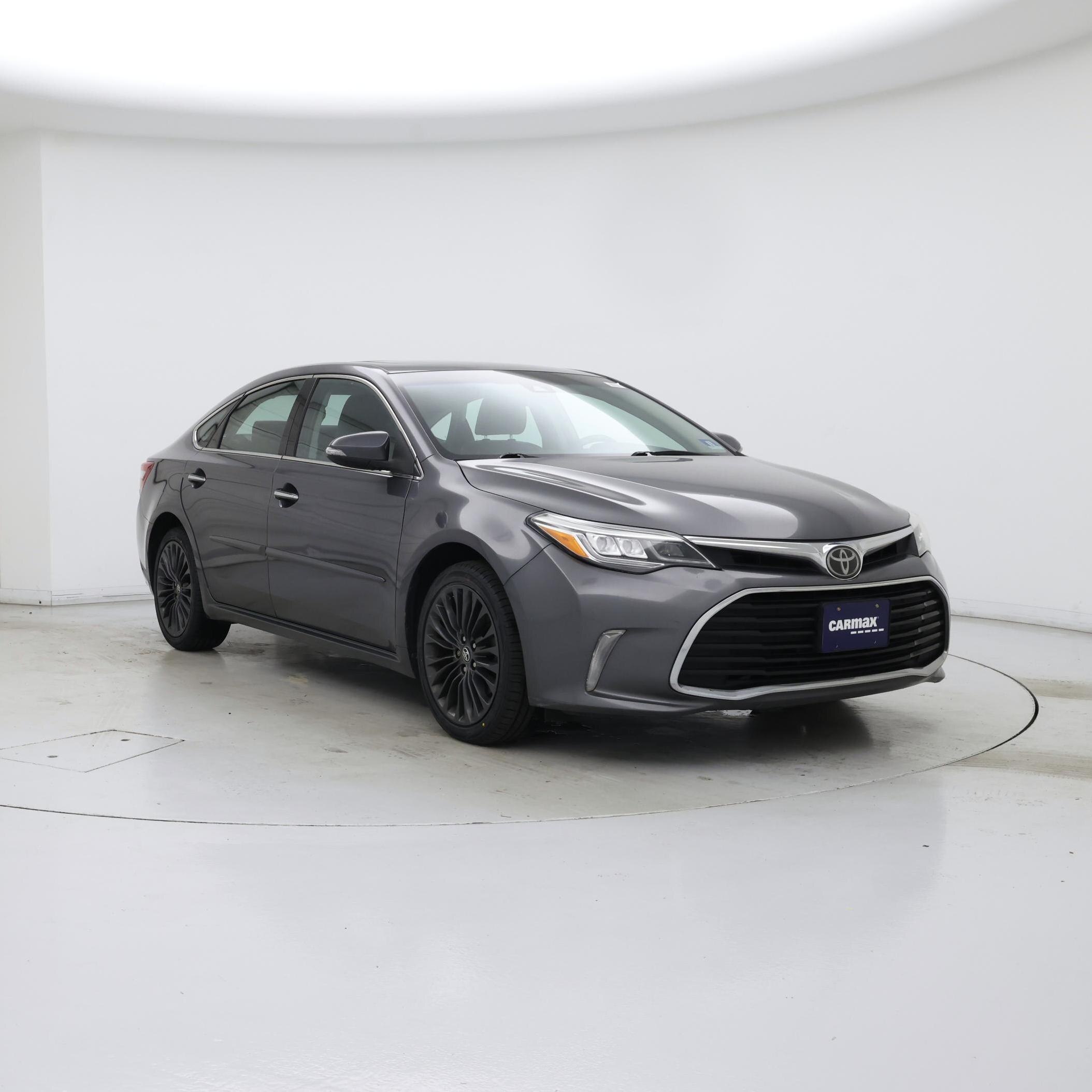 Gray 2018 Toyota Avalon Sedan Front-Wheel Drive Automatic
