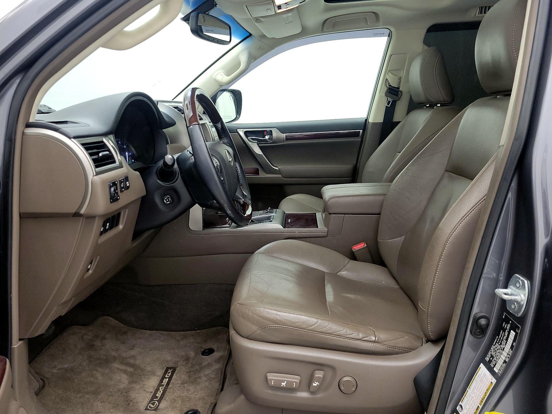 Thumbnail: 2019 Lexus GX - 11