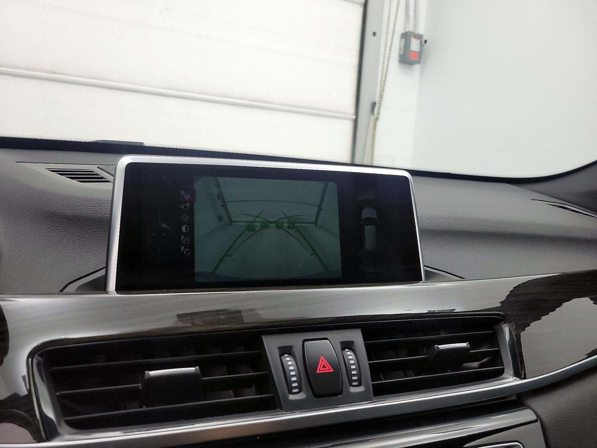 Thumbnail: 2016 BMW X1 - 14