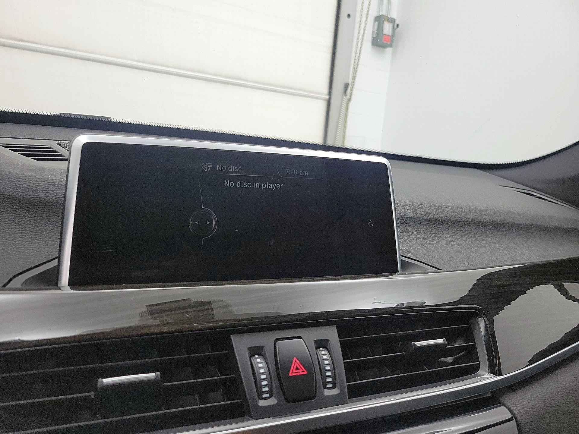 Thumbnail: 2016 BMW X1 - 15