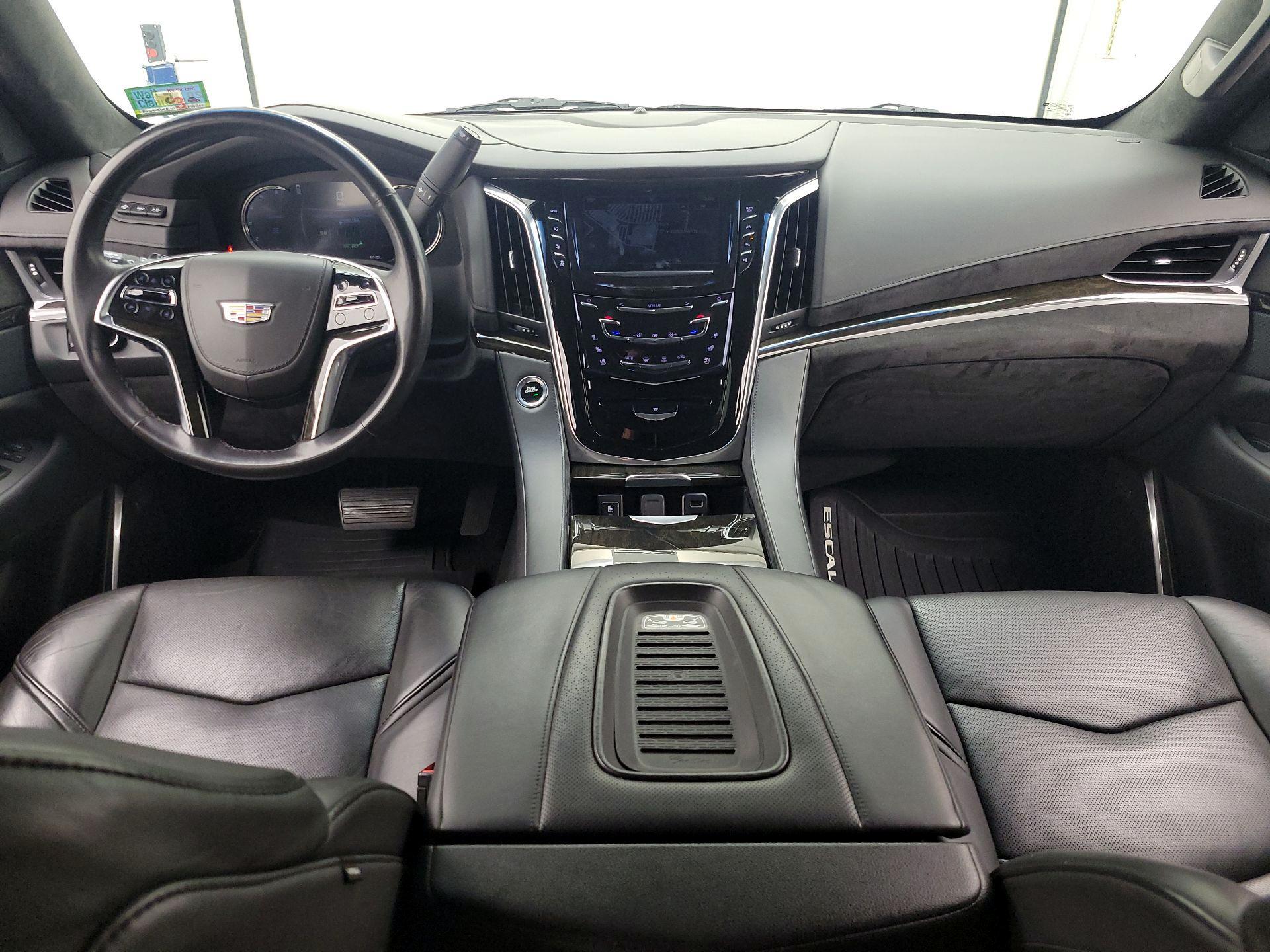 Thumbnail: 2018 Cadillac Escalade - 9