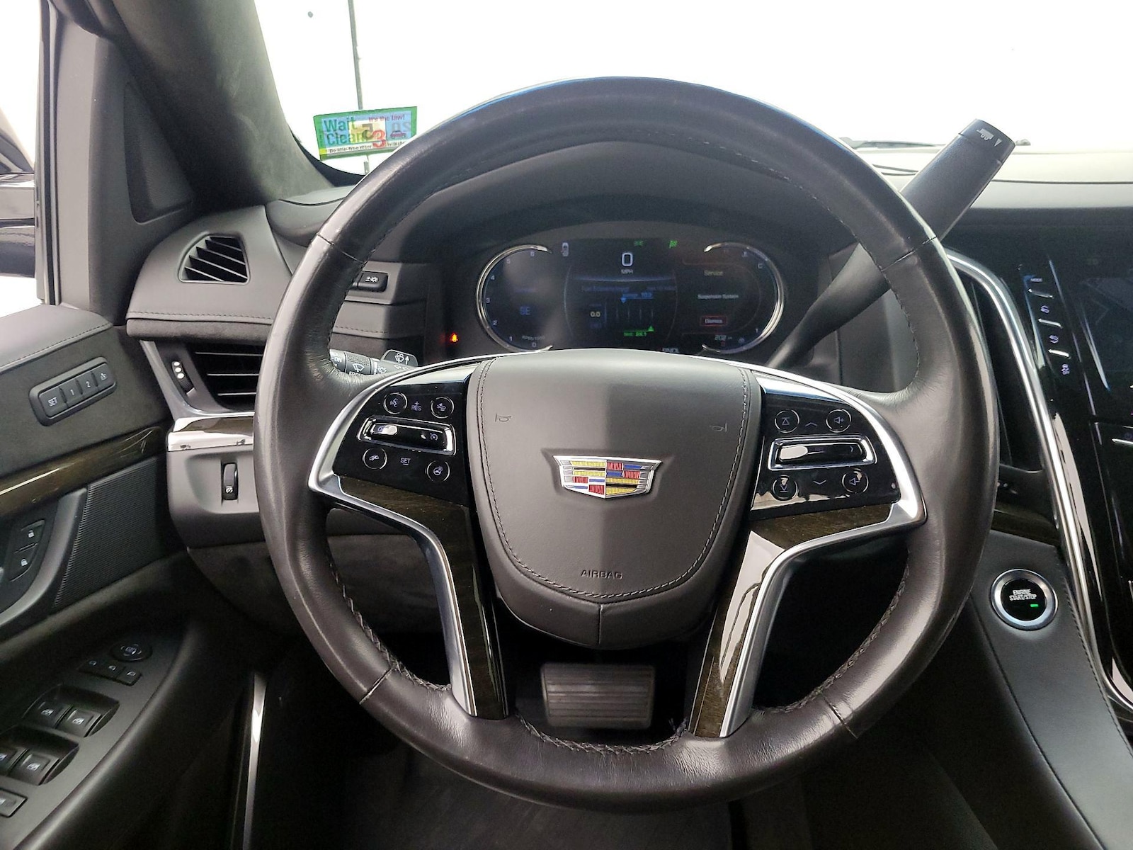 2018 Cadillac Escalade Platinum - Photo 11
