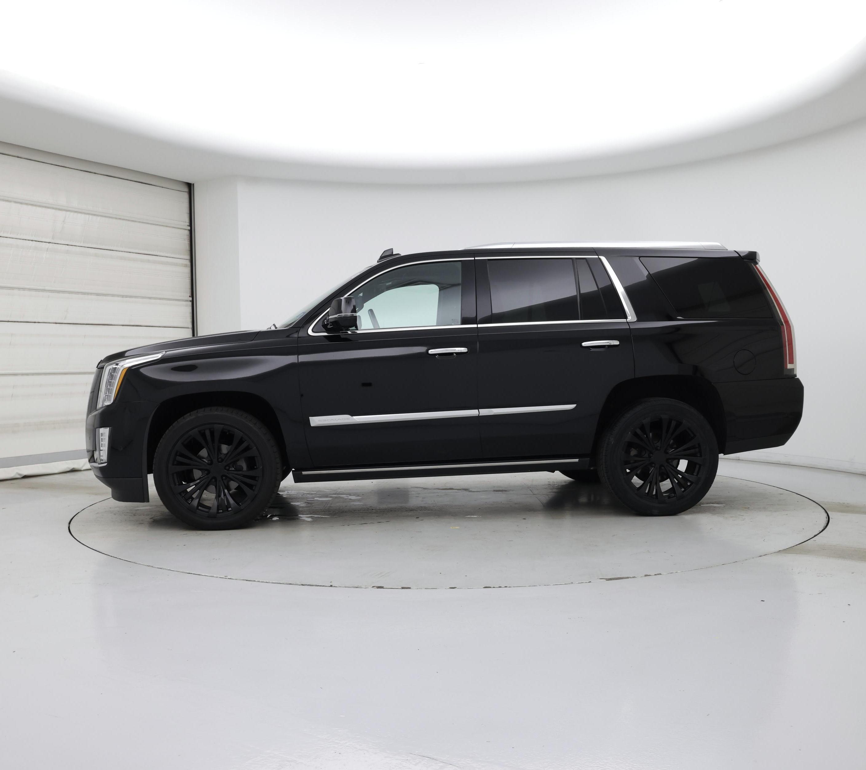 Thumbnail: 2018 Cadillac Escalade - 3