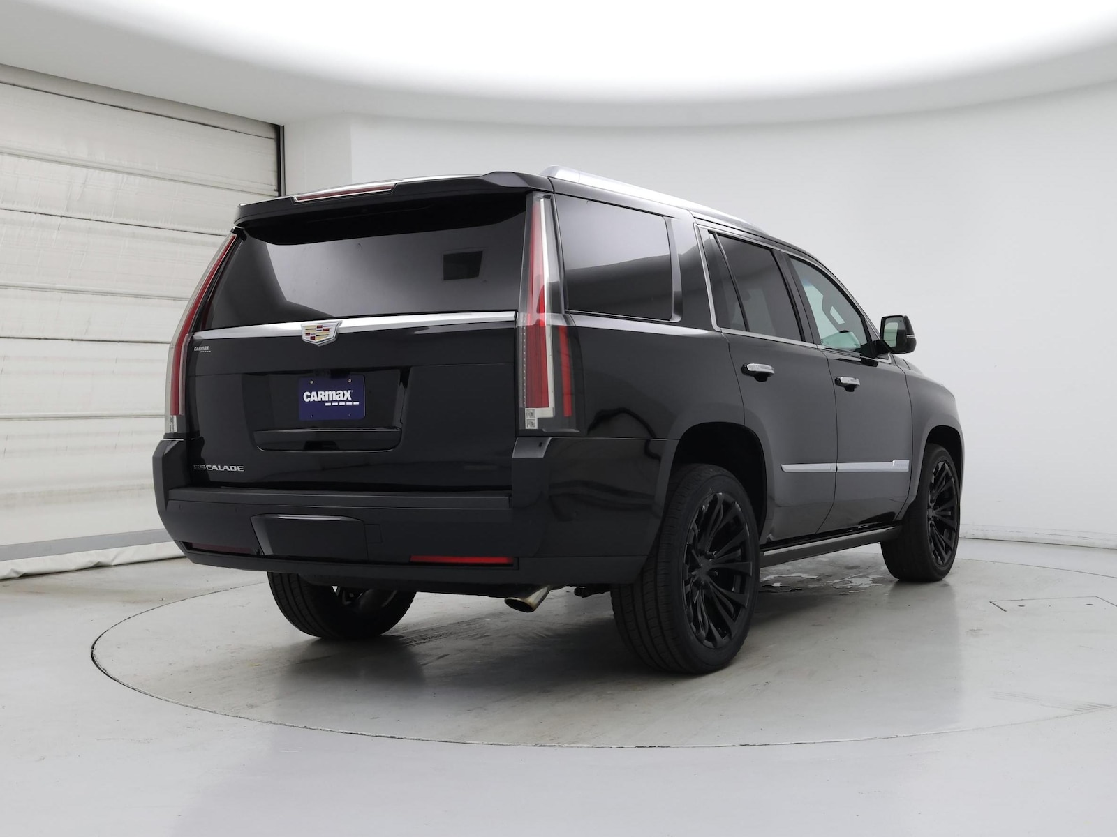 2018 Cadillac Escalade Platinum - Photo 9