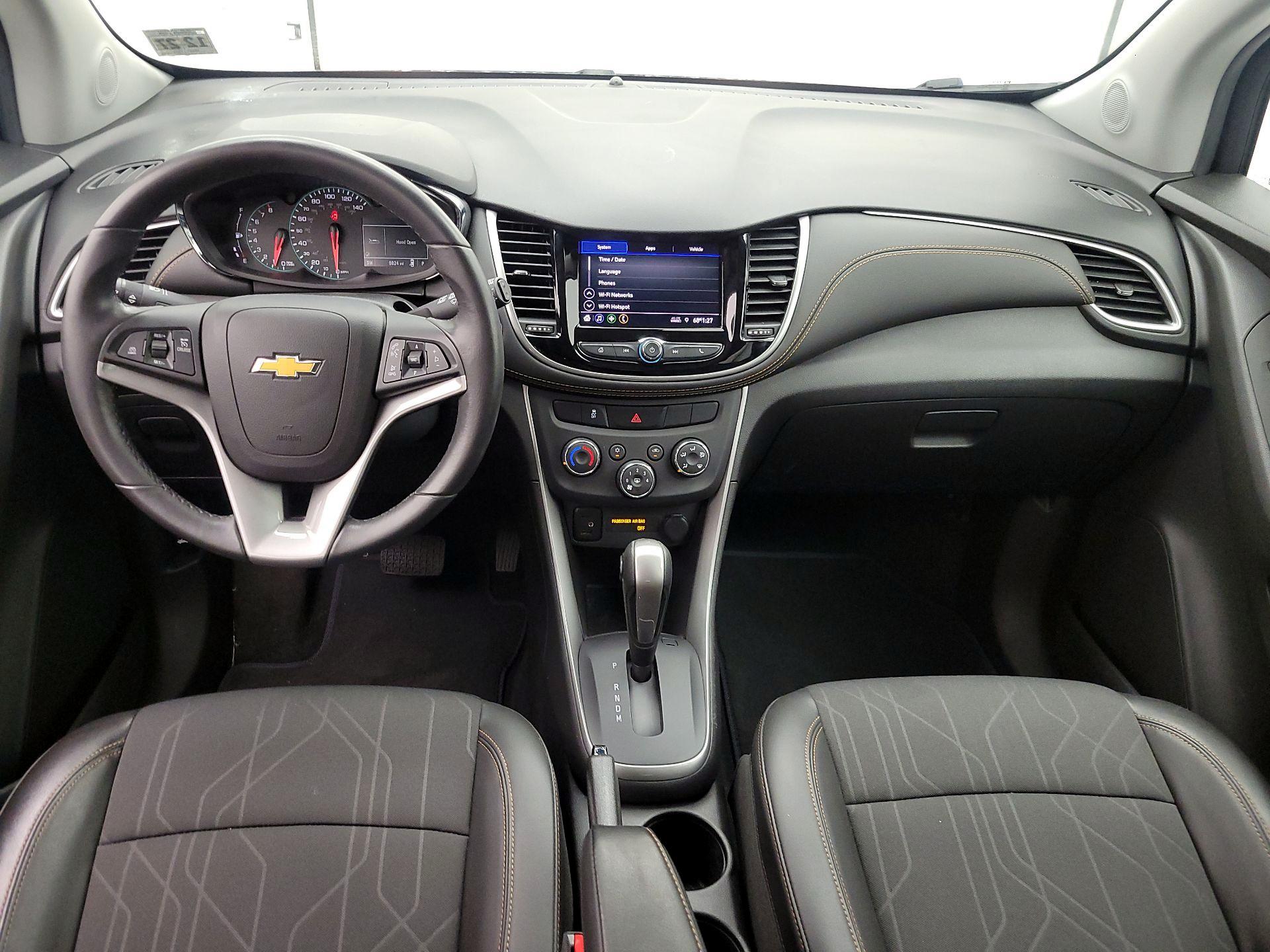 Thumbnail: 2022 Chevrolet Trax - 9
