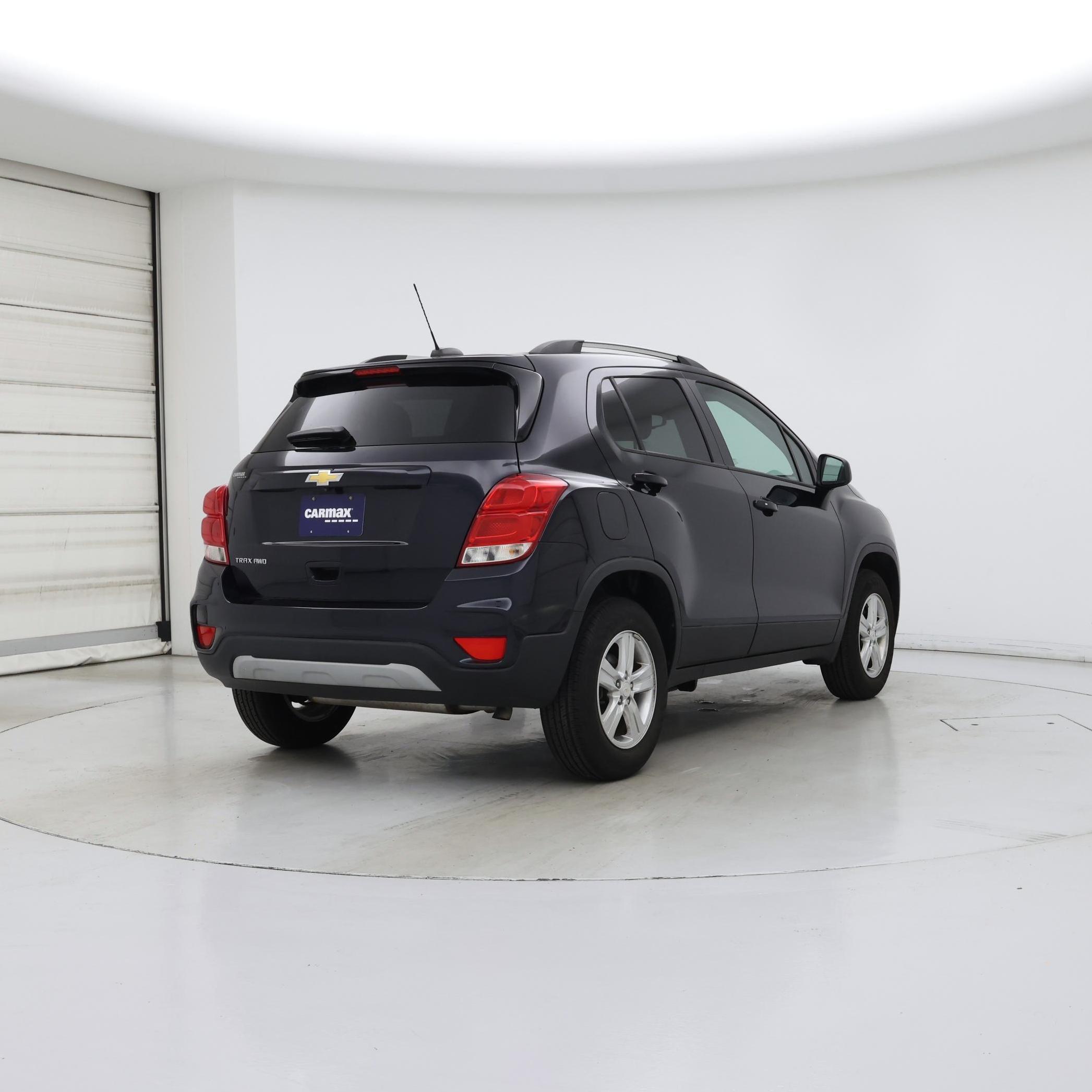 Thumbnail: 2022 Chevrolet Trax - 8