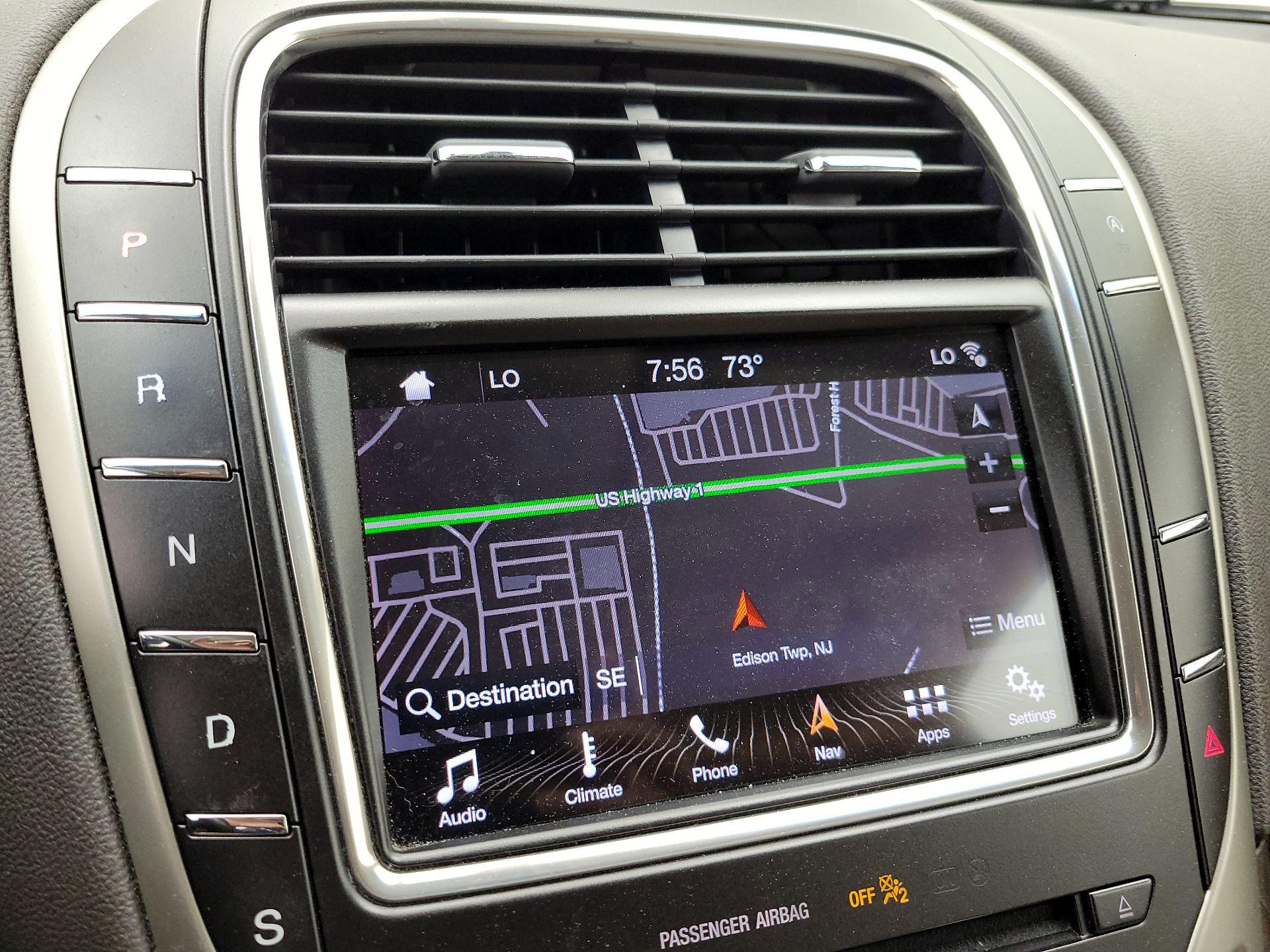 Thumbnail: 2019 Lincoln Nautilus - 14