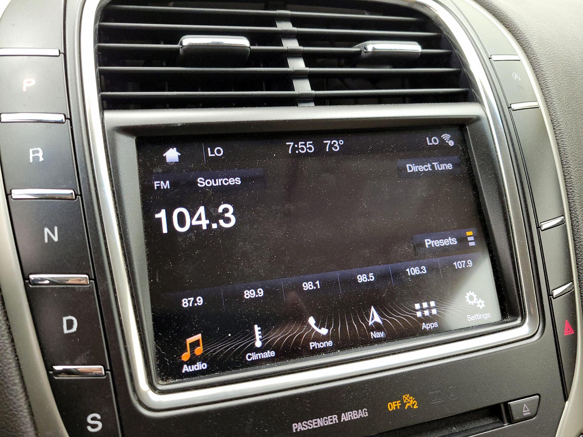 Thumbnail: 2019 Lincoln Nautilus - 16