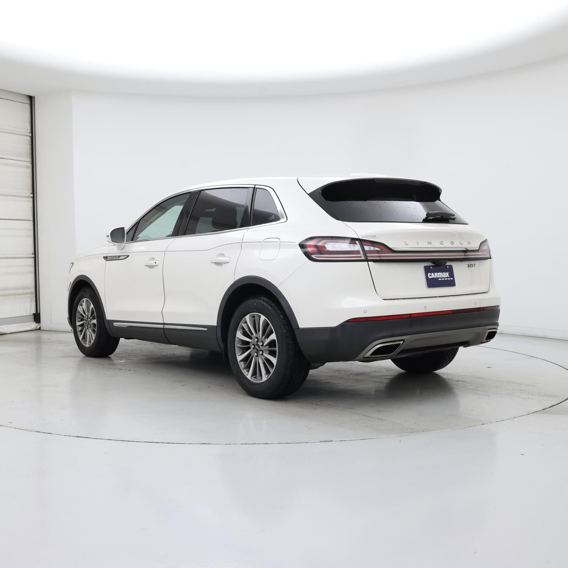 Thumbnail: 2019 Lincoln Nautilus - 2