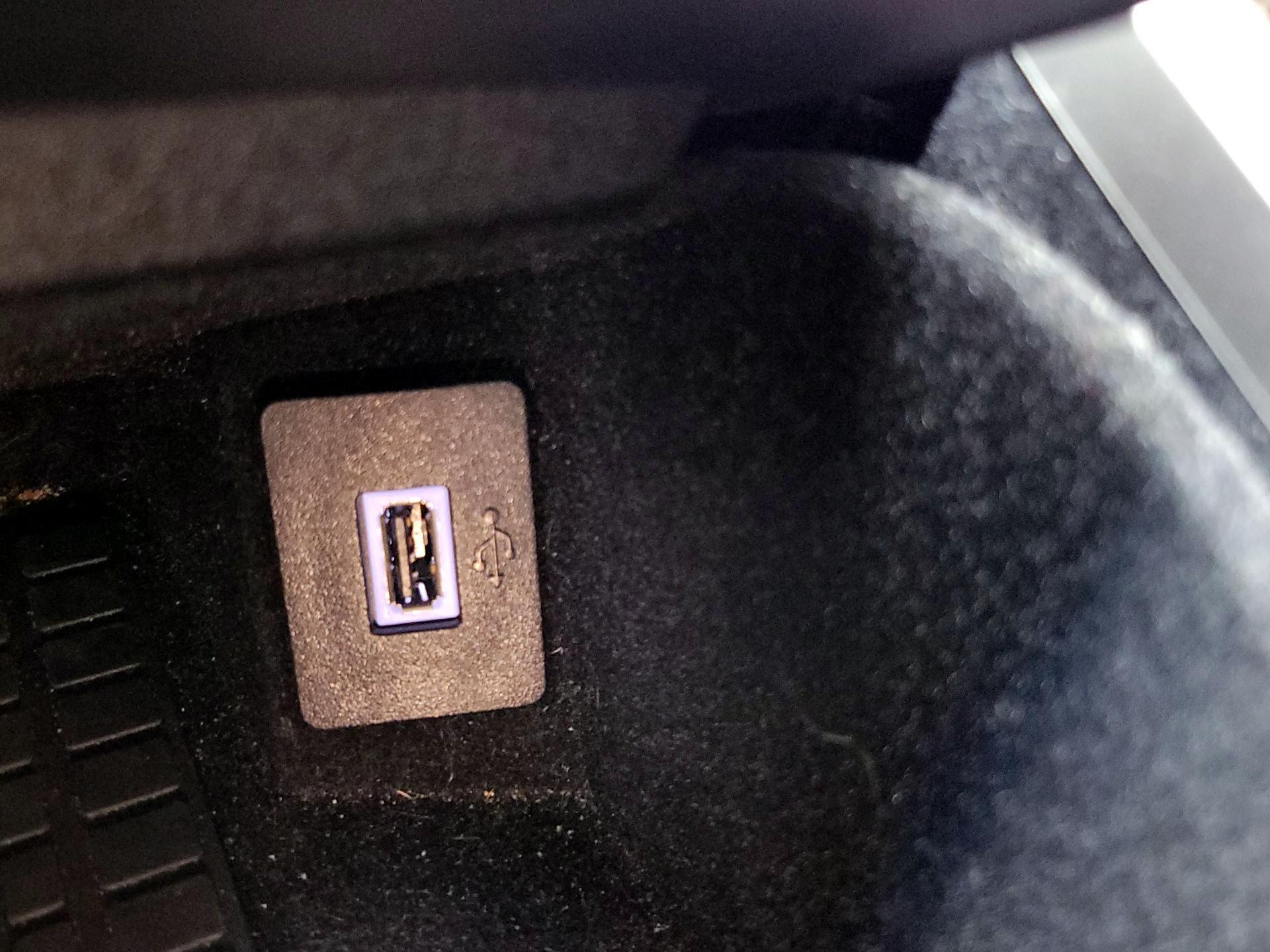 Thumbnail: 2019 Lincoln Nautilus - 19
