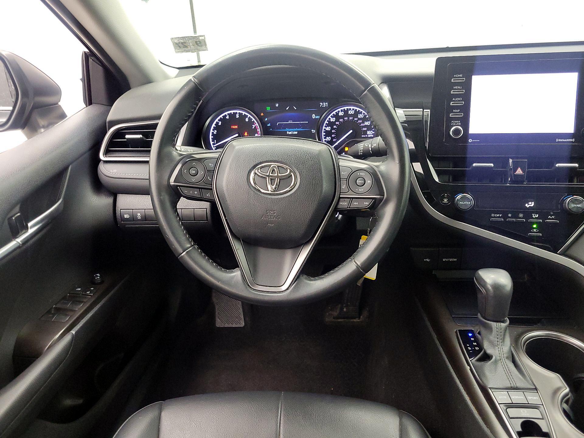 Thumbnail: 2023 Toyota Camry - 10