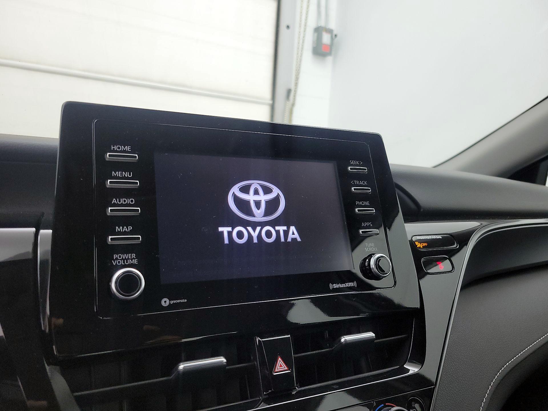 Thumbnail: 2023 Toyota Camry - 15