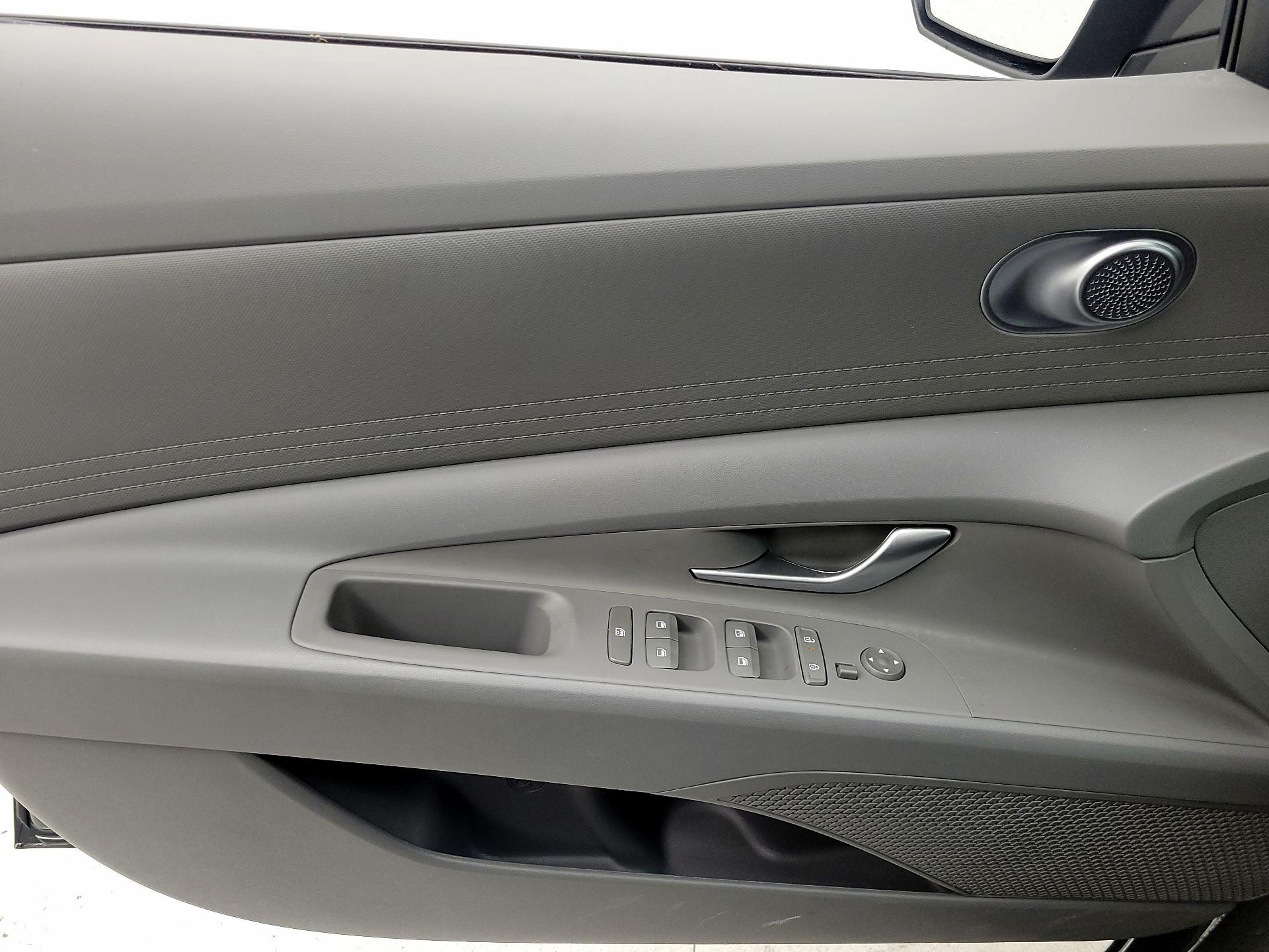 Thumbnail: 2024 Hyundai Elantra - 12