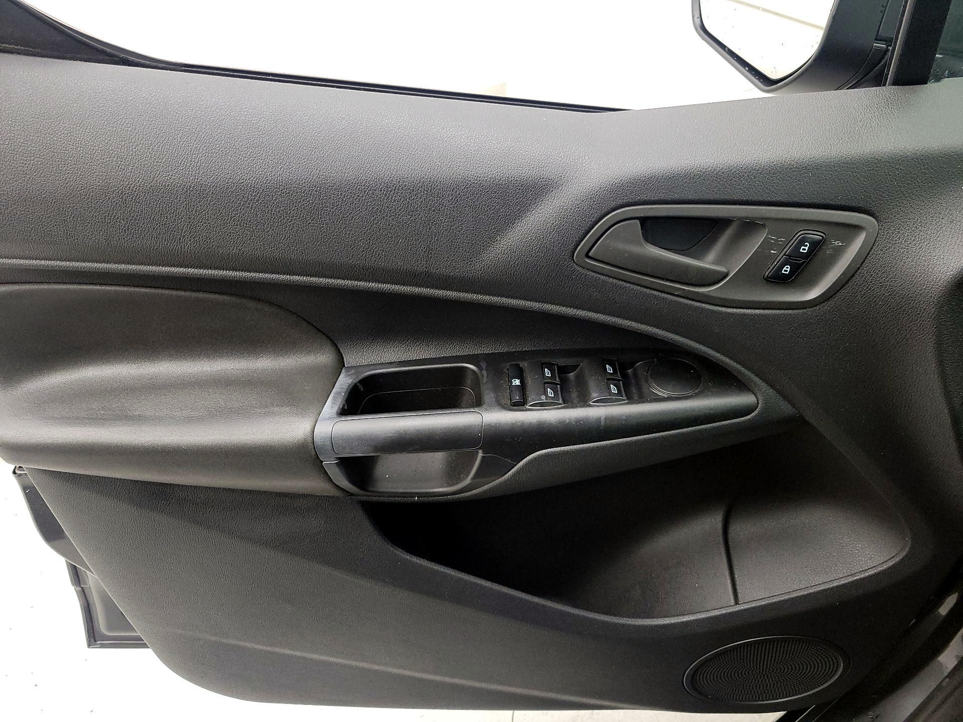 Thumbnail: 2016 Ford Transit Series - 12