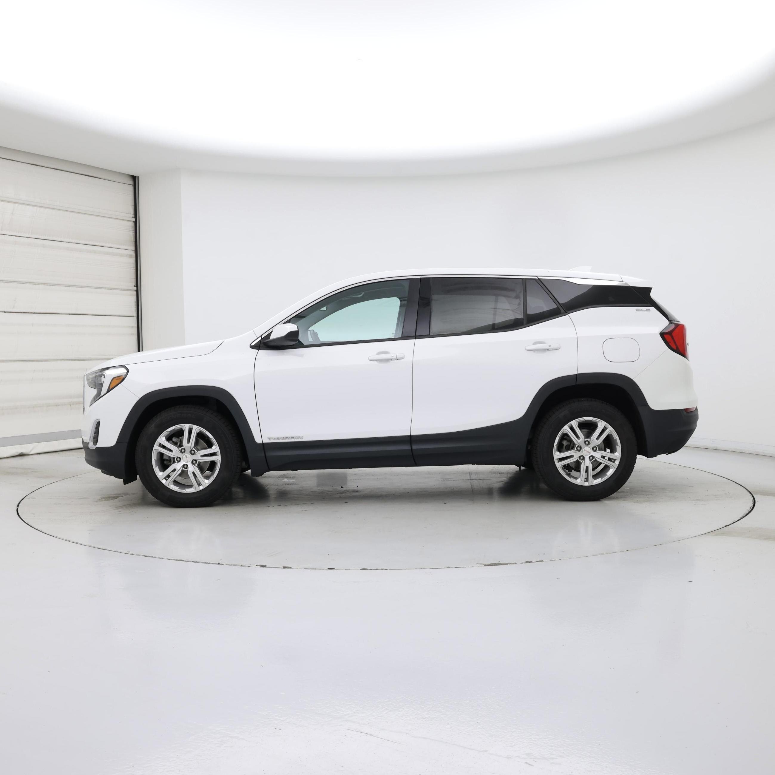 Thumbnail: 2019 GMC Terrain - 3